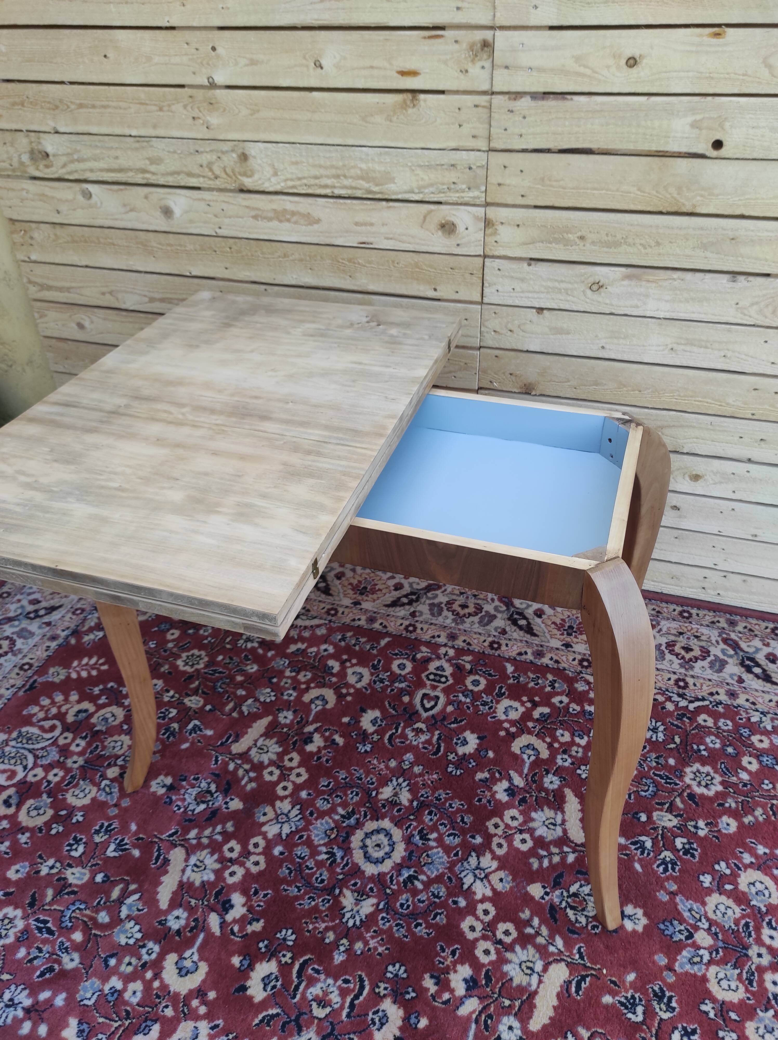 Foulque Table
