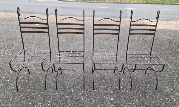 Ensemble de 4 chaises de jardin en fer XXe