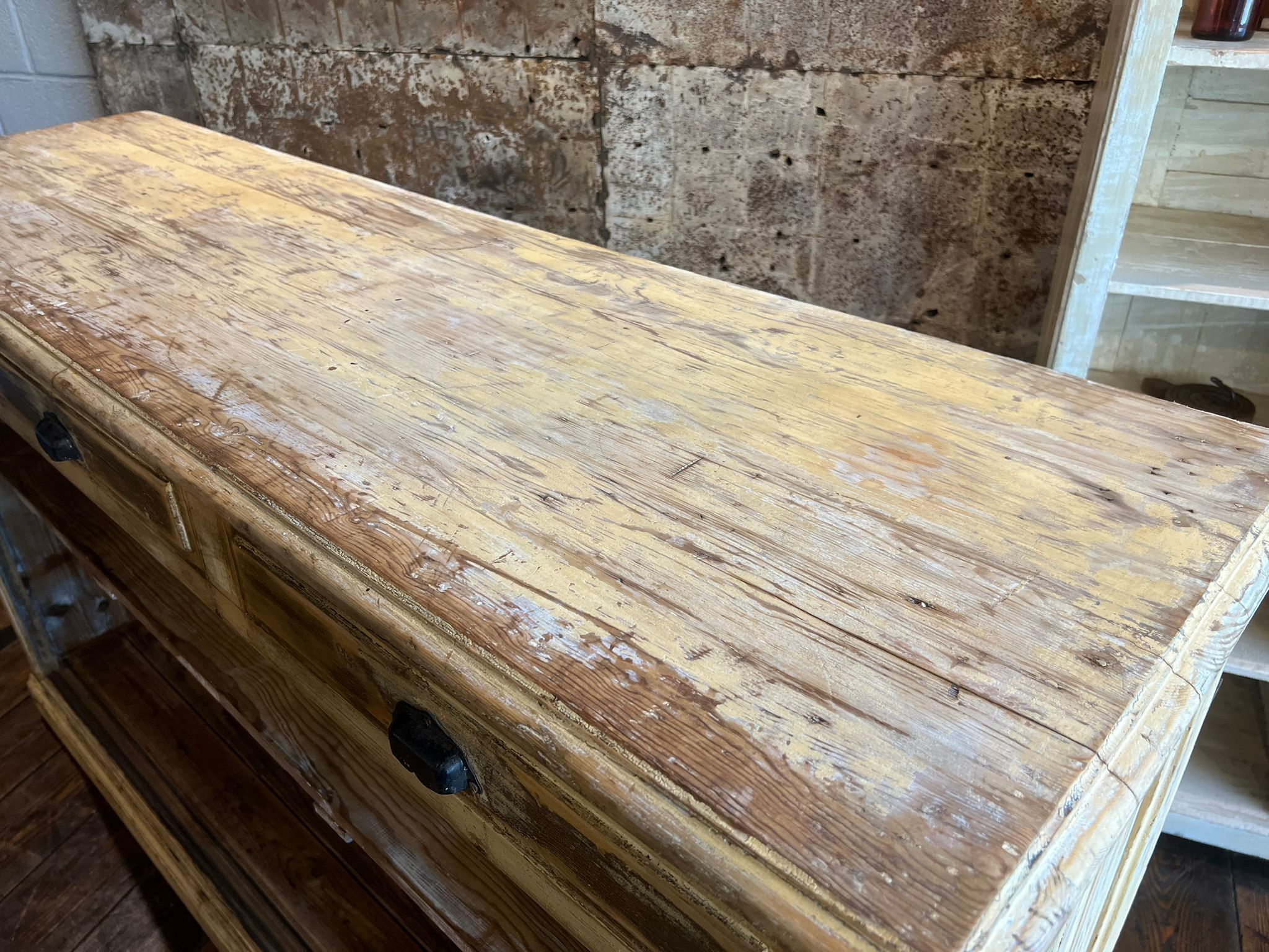 Sideboard 3 drawers patinated