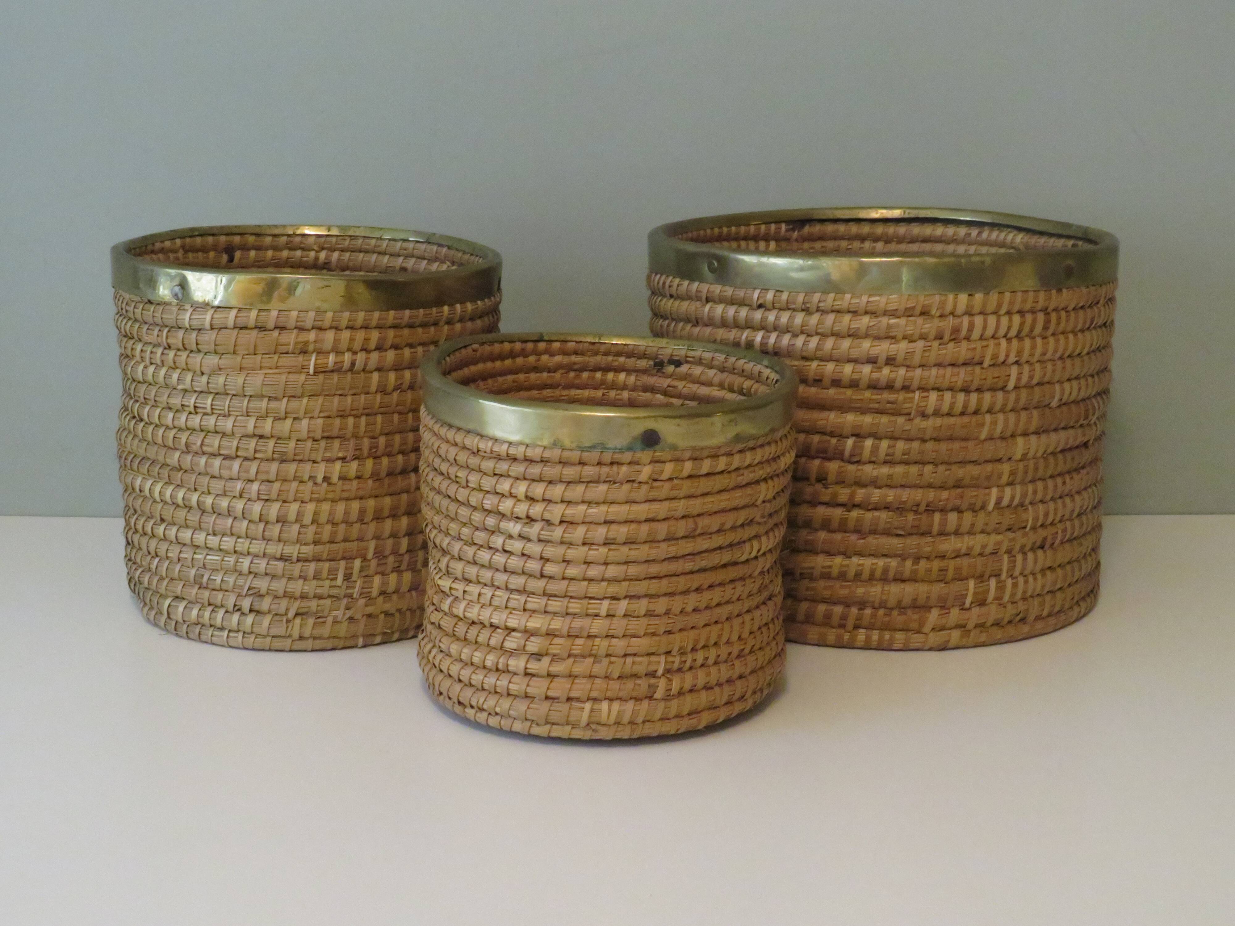 Ensemble de 3 cache-pots vintage en roseau et laiton, Italie 1970