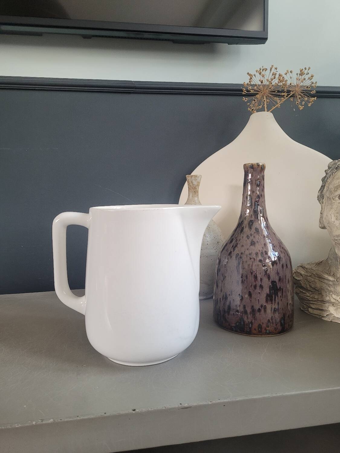 Large white porcelain pitcher 2L