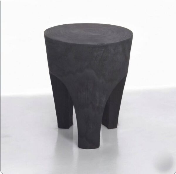 Tabouret en bois brule shou sugi ban