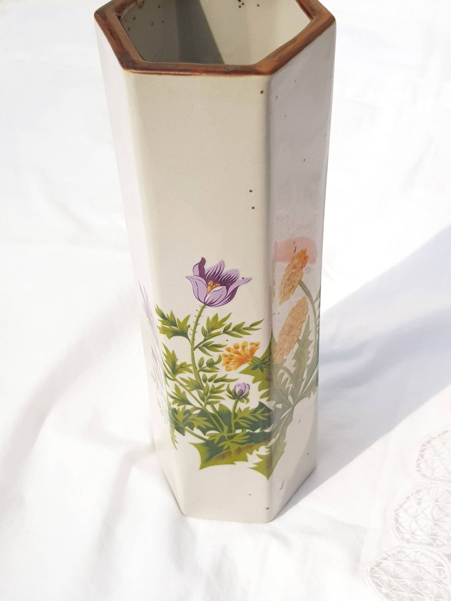 Vase motifs botaniques
