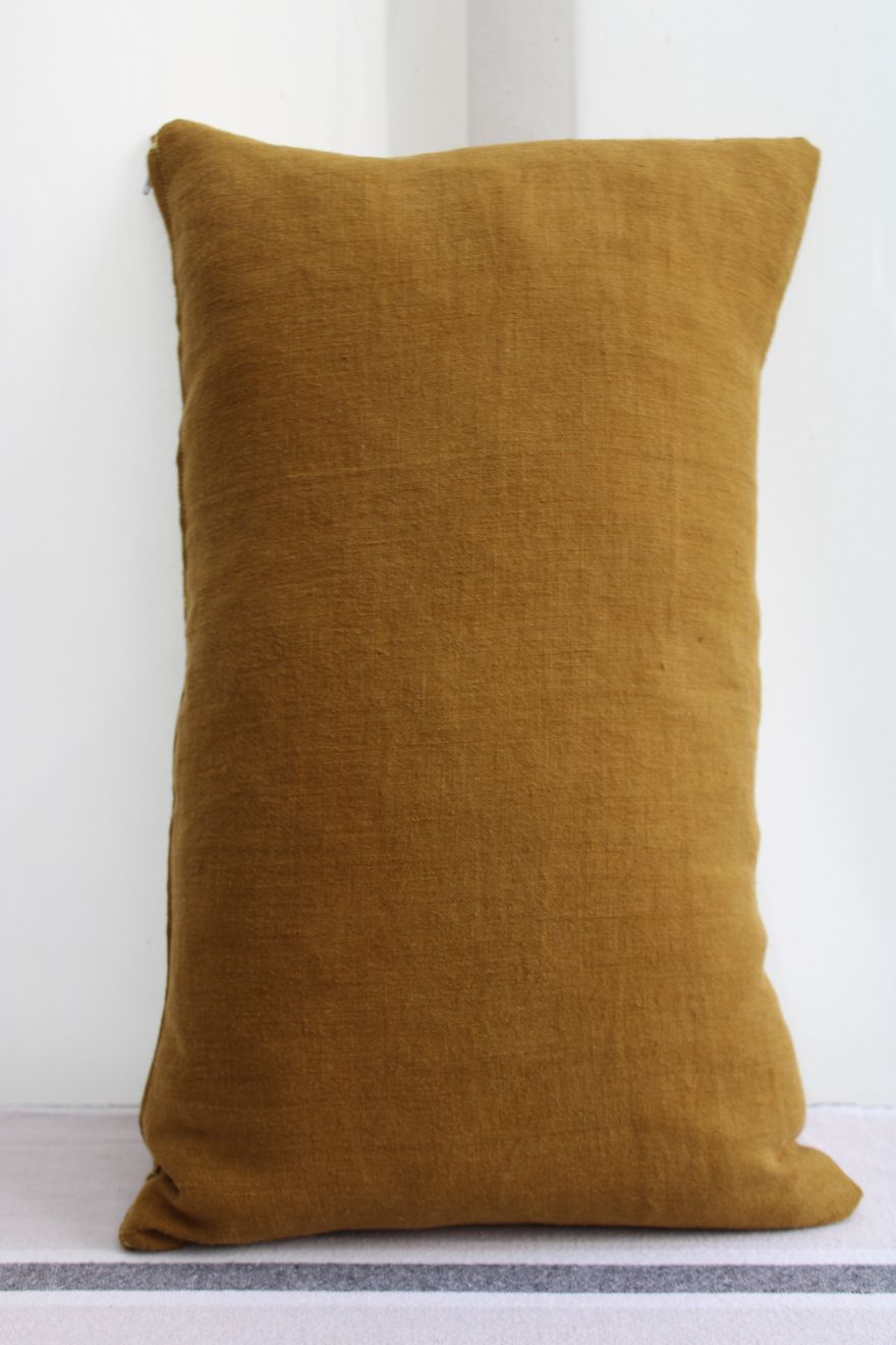 Linen cushion