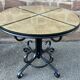 Table d'appoint table pied central guéridon Art Nouveau bois courbé 1980s