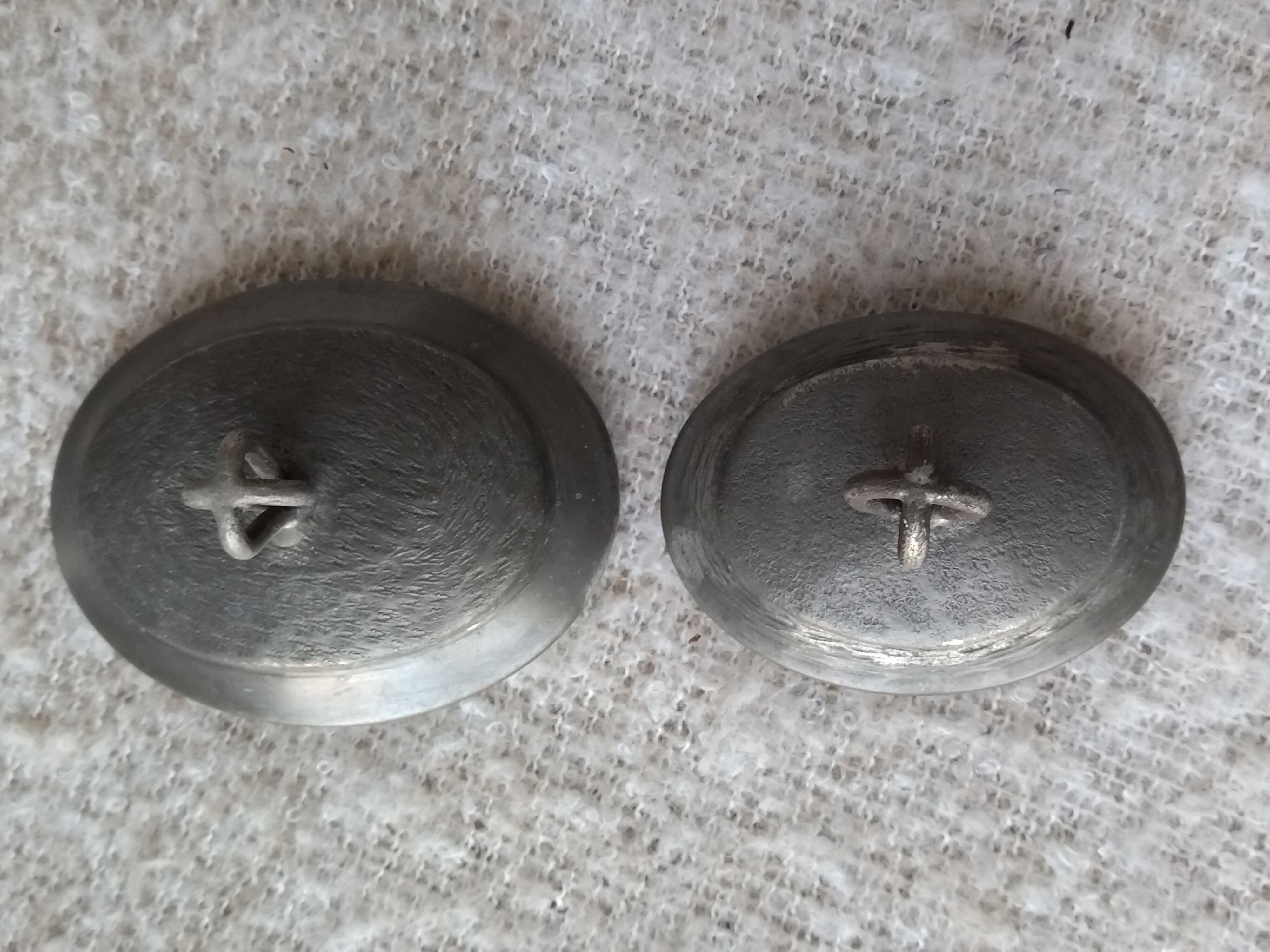 Art deco objects in their art tin juices