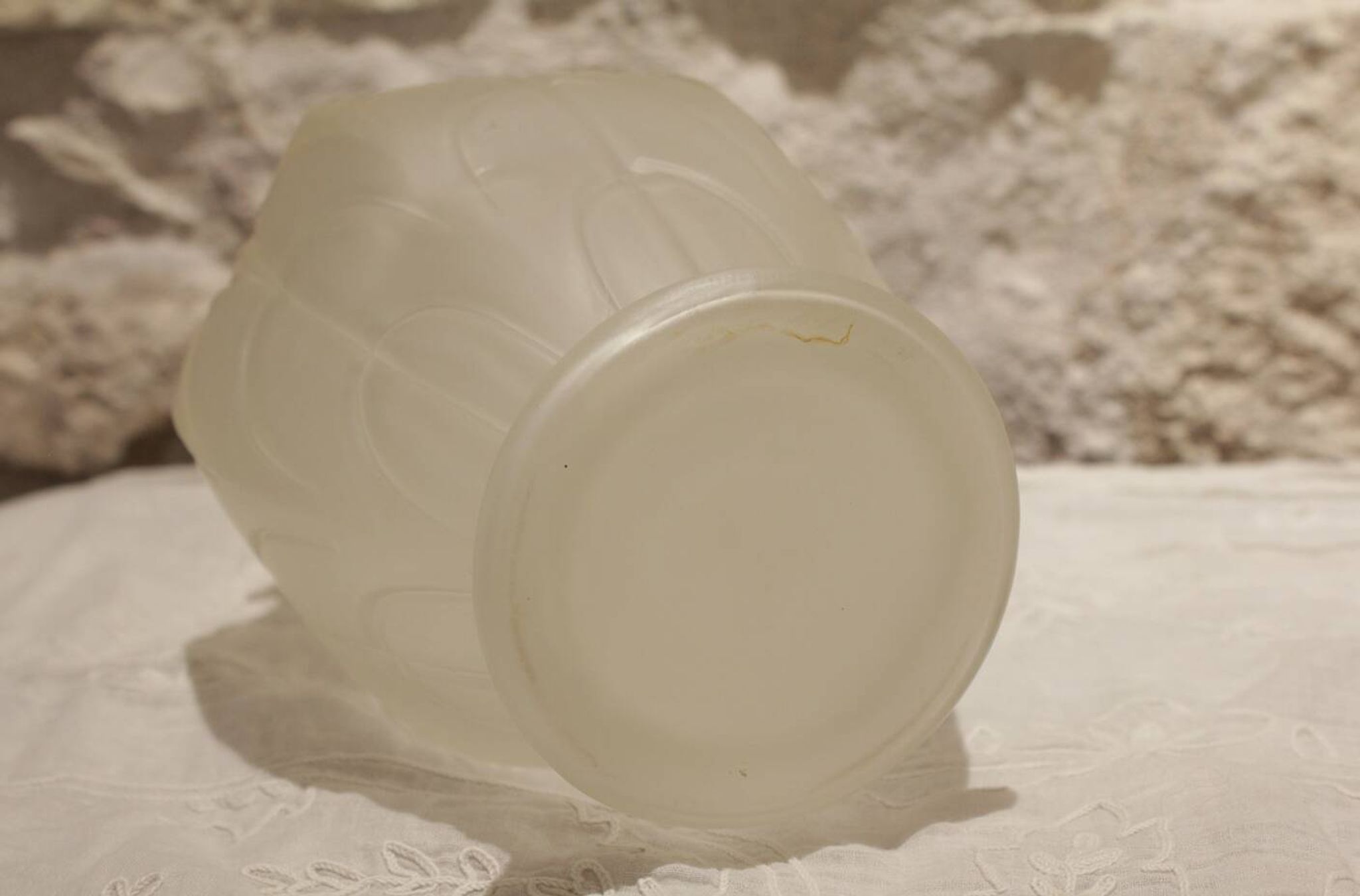Art Deco molded and satin-finished glass vase, circa 1930