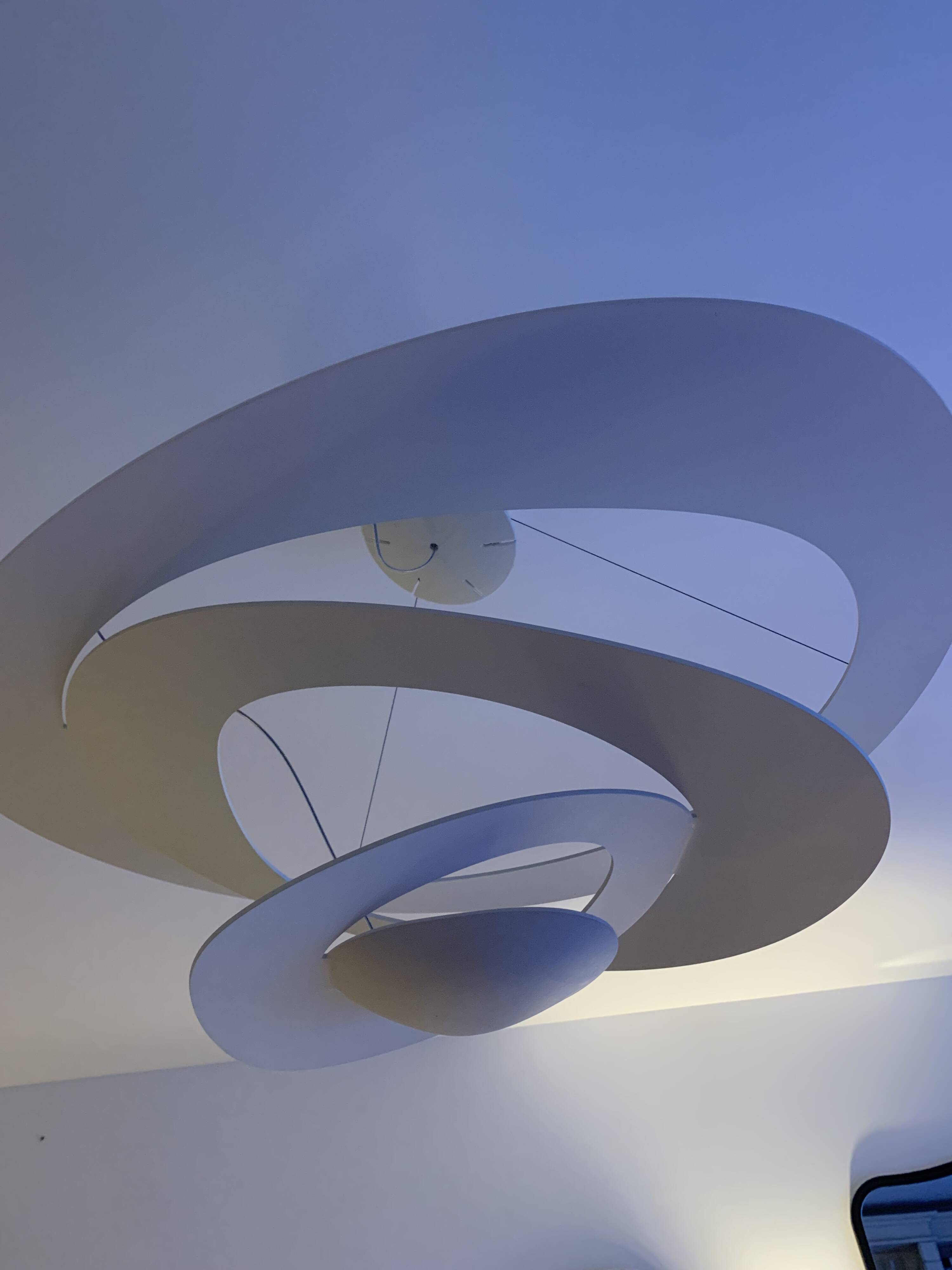 Suspension Pirce blanc de Artemide