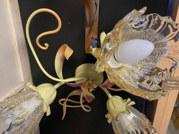 Ancien luminaire applique plafonnier florentine bouquet floral design 1970