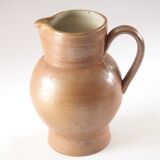 Pitcher in Berry sandstone