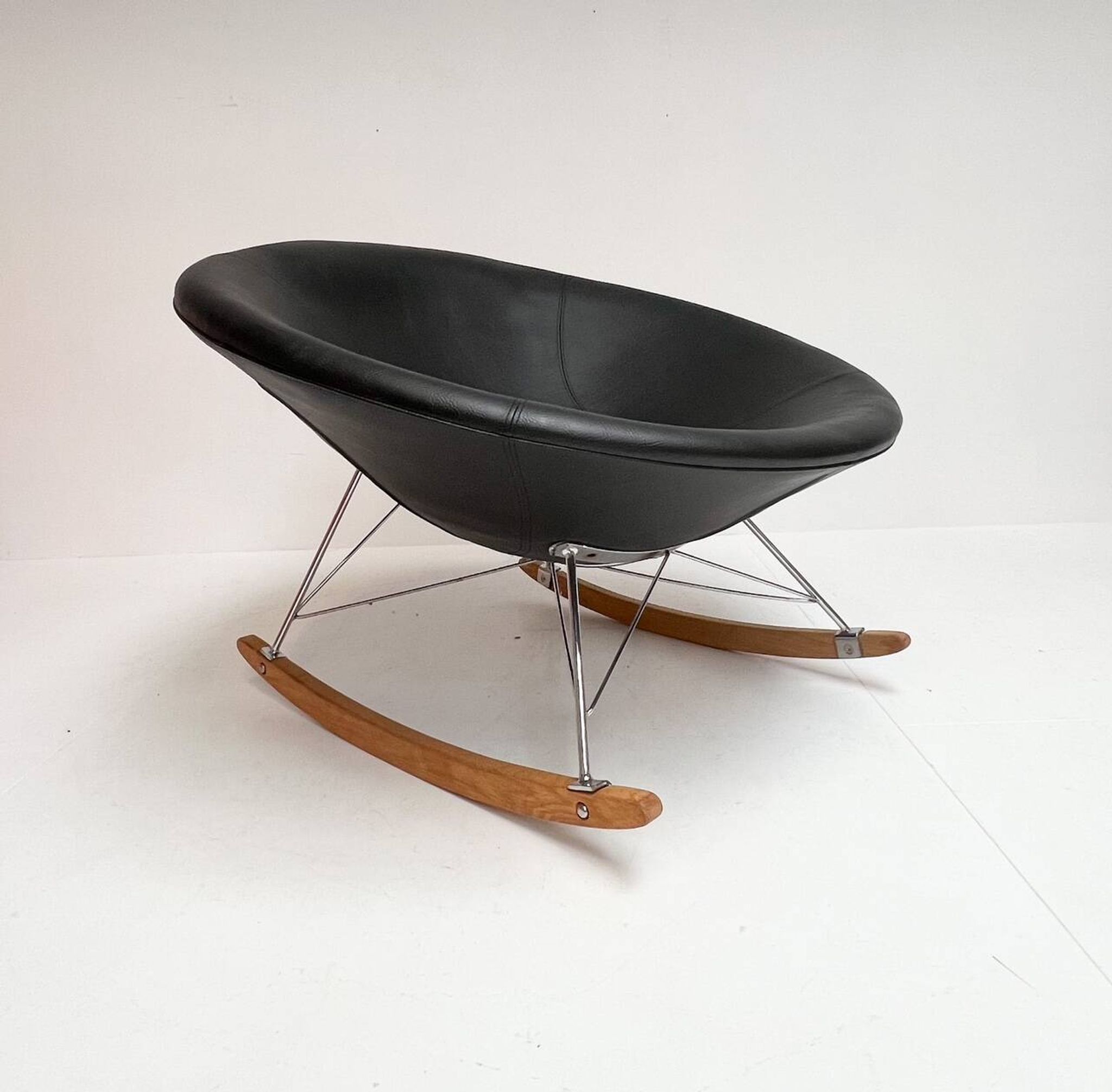 Fauteuil à bascule design Donut, après 2000