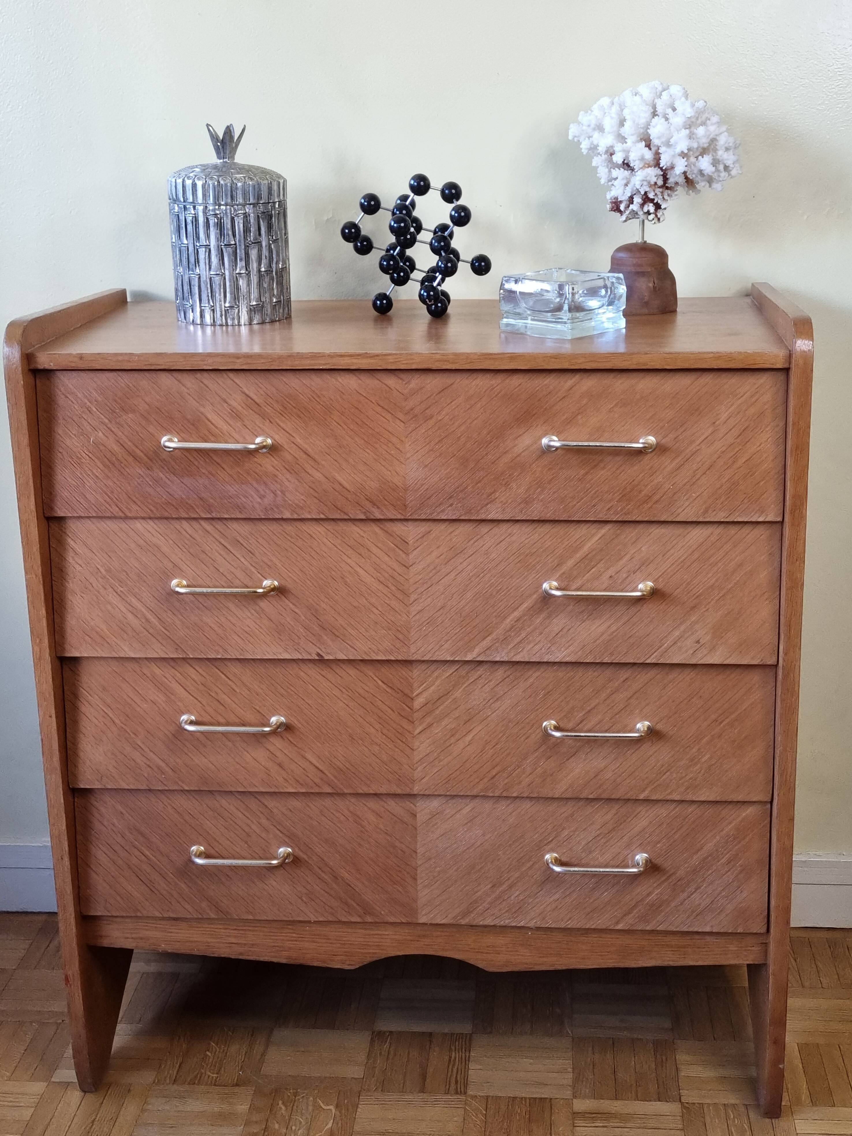 Vintage chest of drawers in modernist veneered wood from the 50s