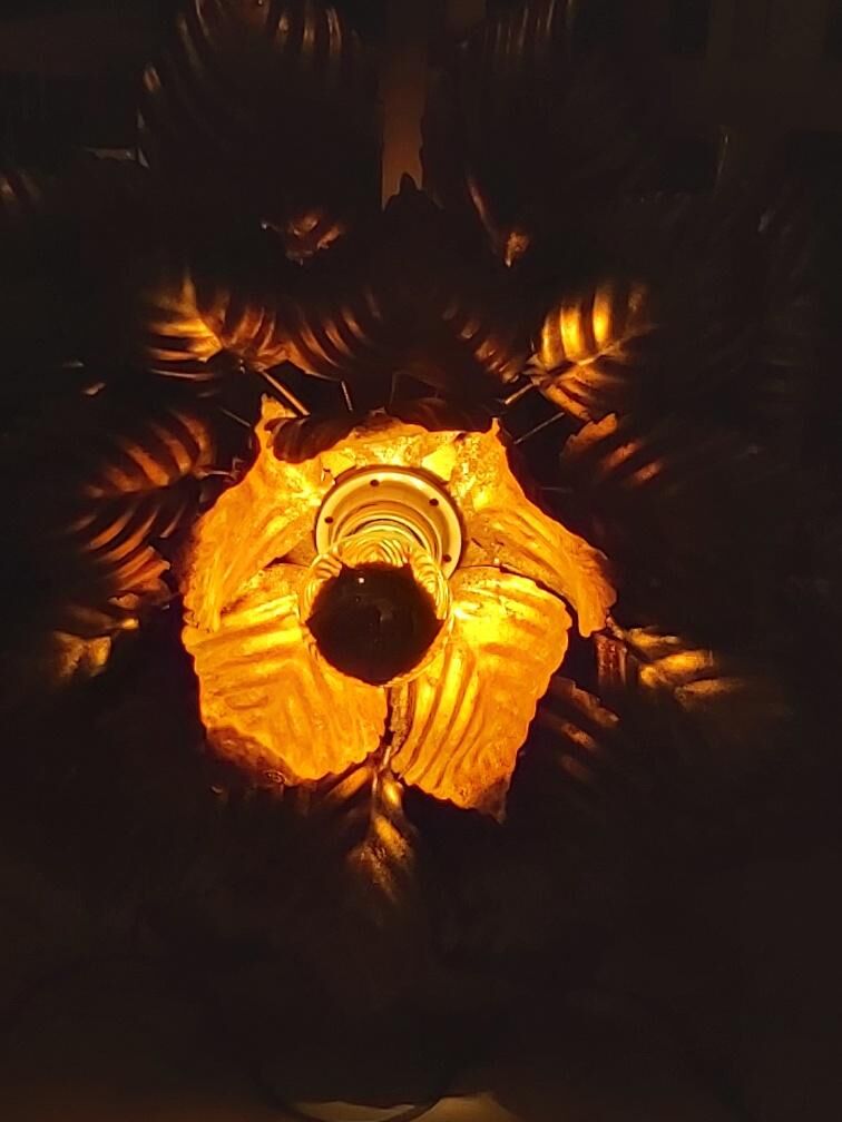 Sconce metal golden leaves 70s
