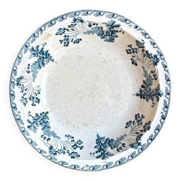 Round and hollow plate Longwy in blue ironstone, "Chartres" service.