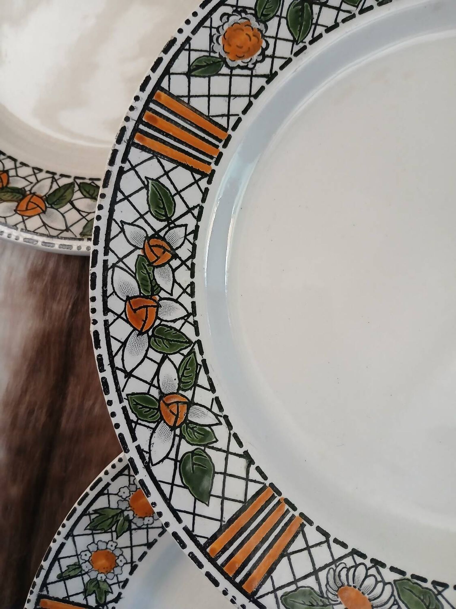 4 antique flat plates "Élisabeth"
