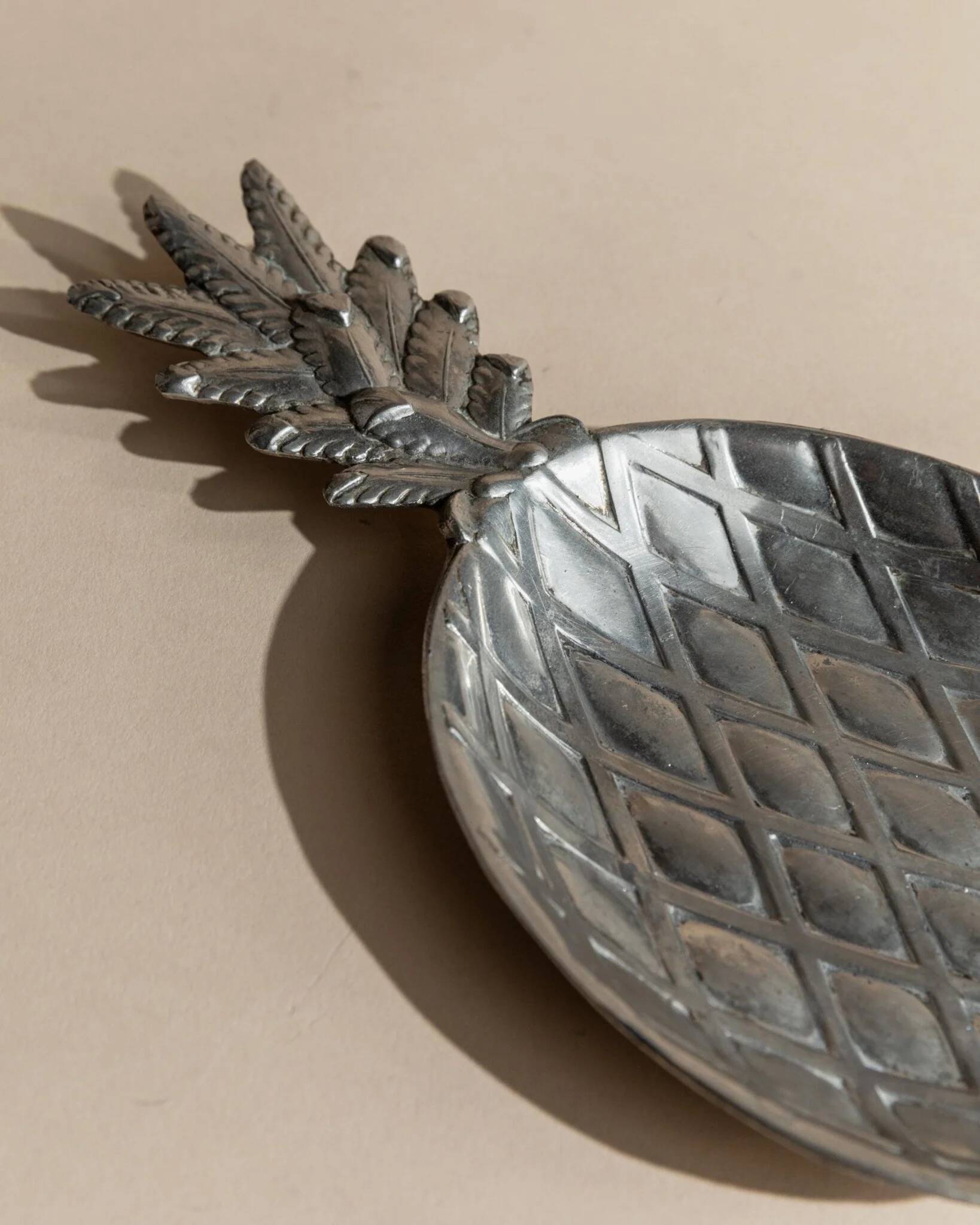 Silver-Plated Pineapple Bowl, 1960s Vintage Saladier in Metal, Tropical Centerpiece