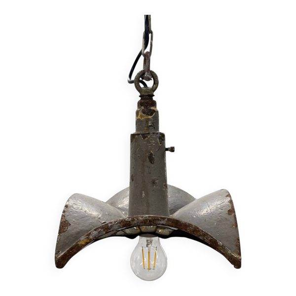 Suspension miroir vintage industrielle par Esla