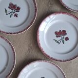 Set of 9 Badonviller flower dinner plates