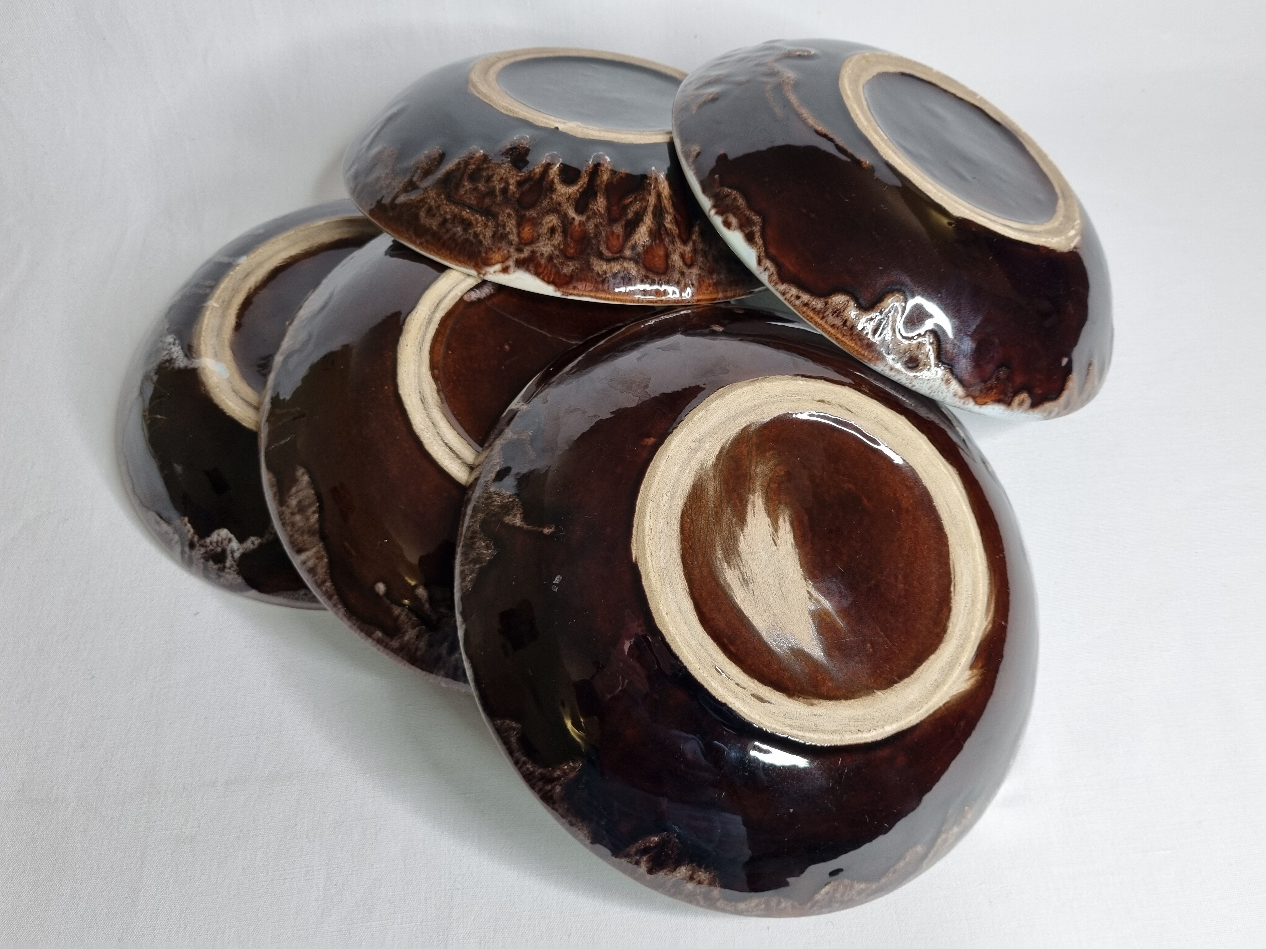 Set of five old hollow plates in glazed ceramic, nineteenth century, 23 cm