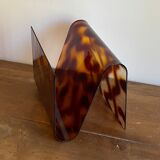 Plexiglas magazine holder