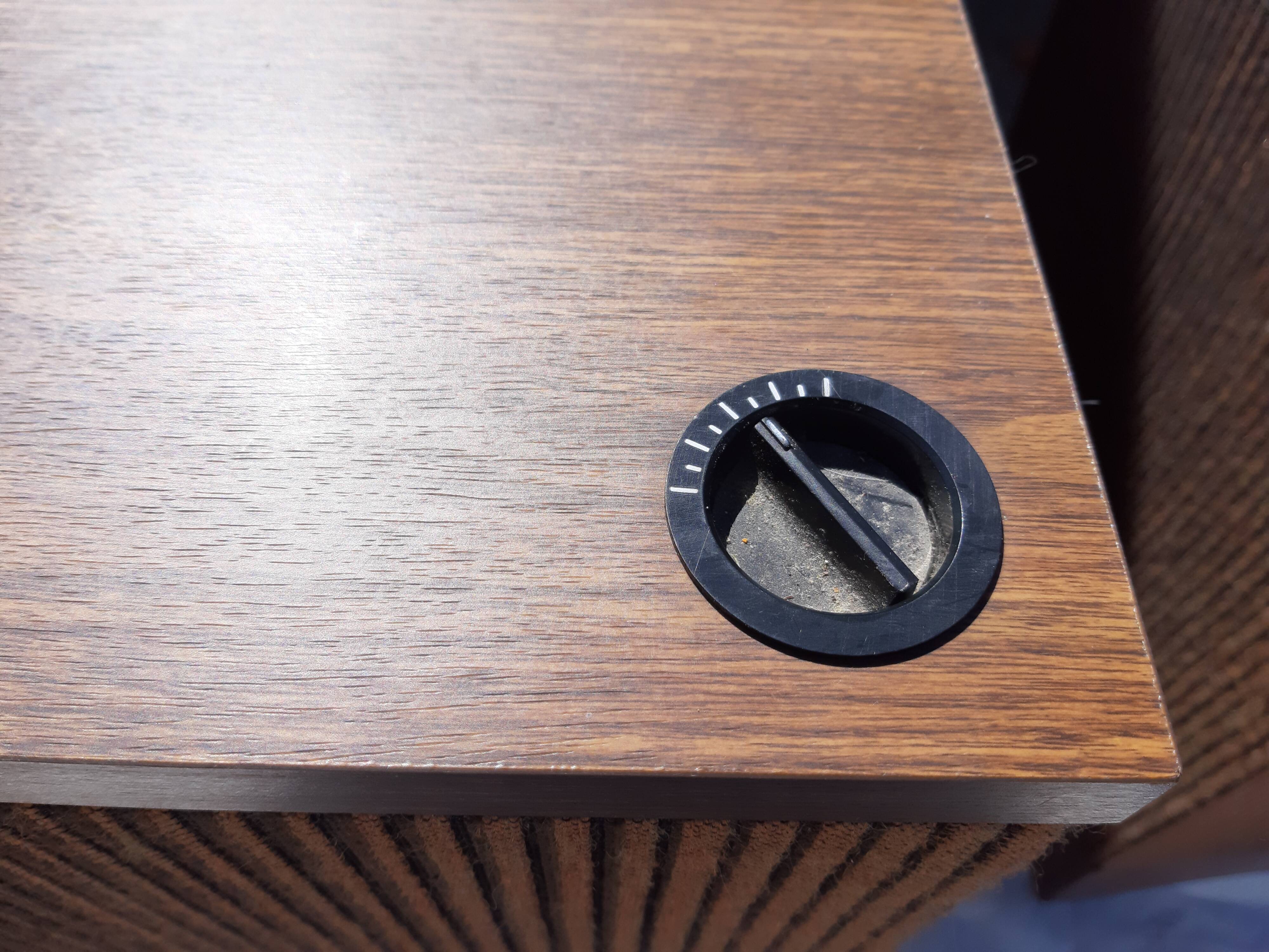 Pair of 501 Series III Bose speakers, 1977
