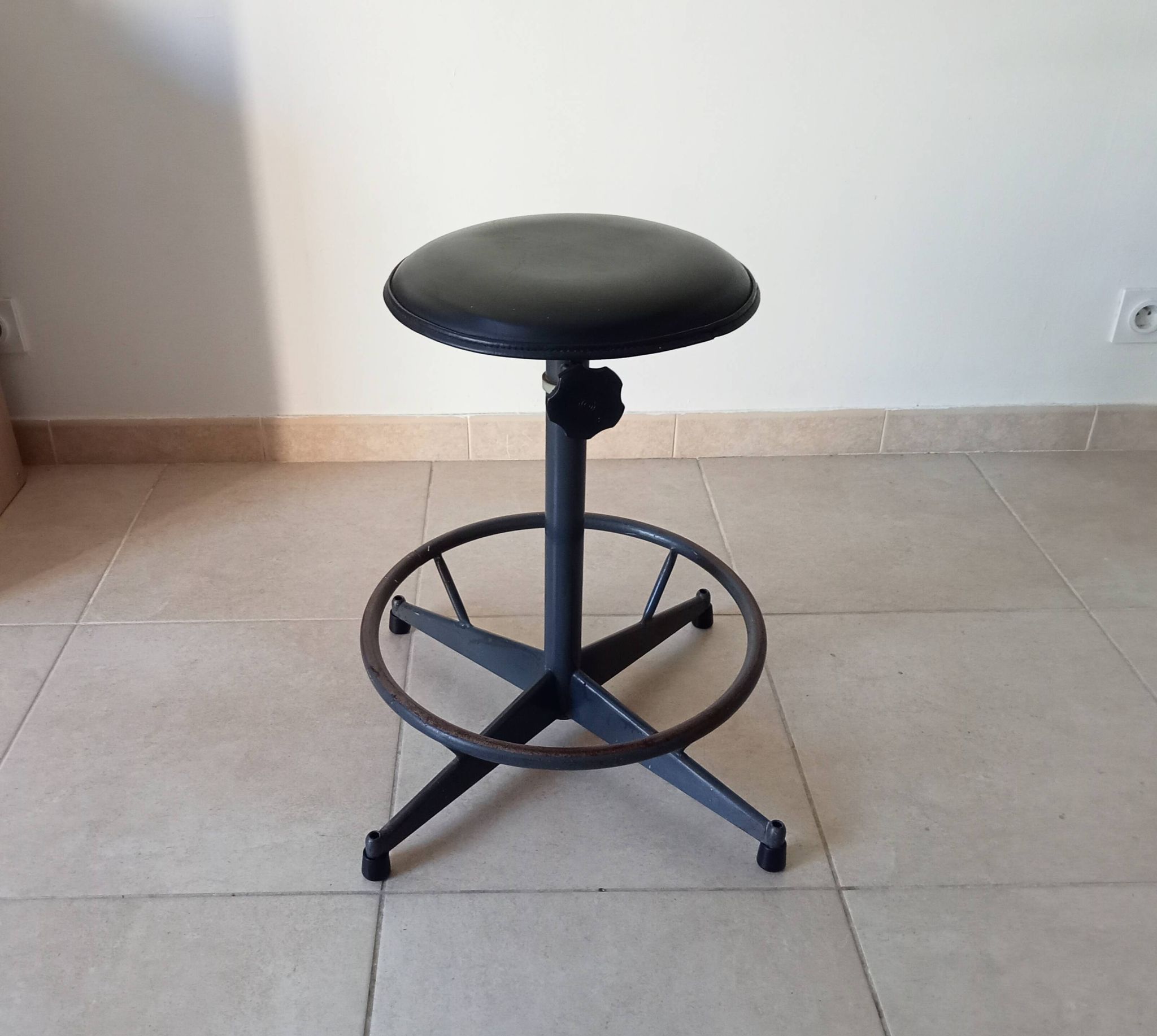 Vintage industrial workshop stool SIPE ITALY 1960s