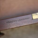 Exceptional: pair of Gillows of Lancaster chiffoniers (circa 1830)