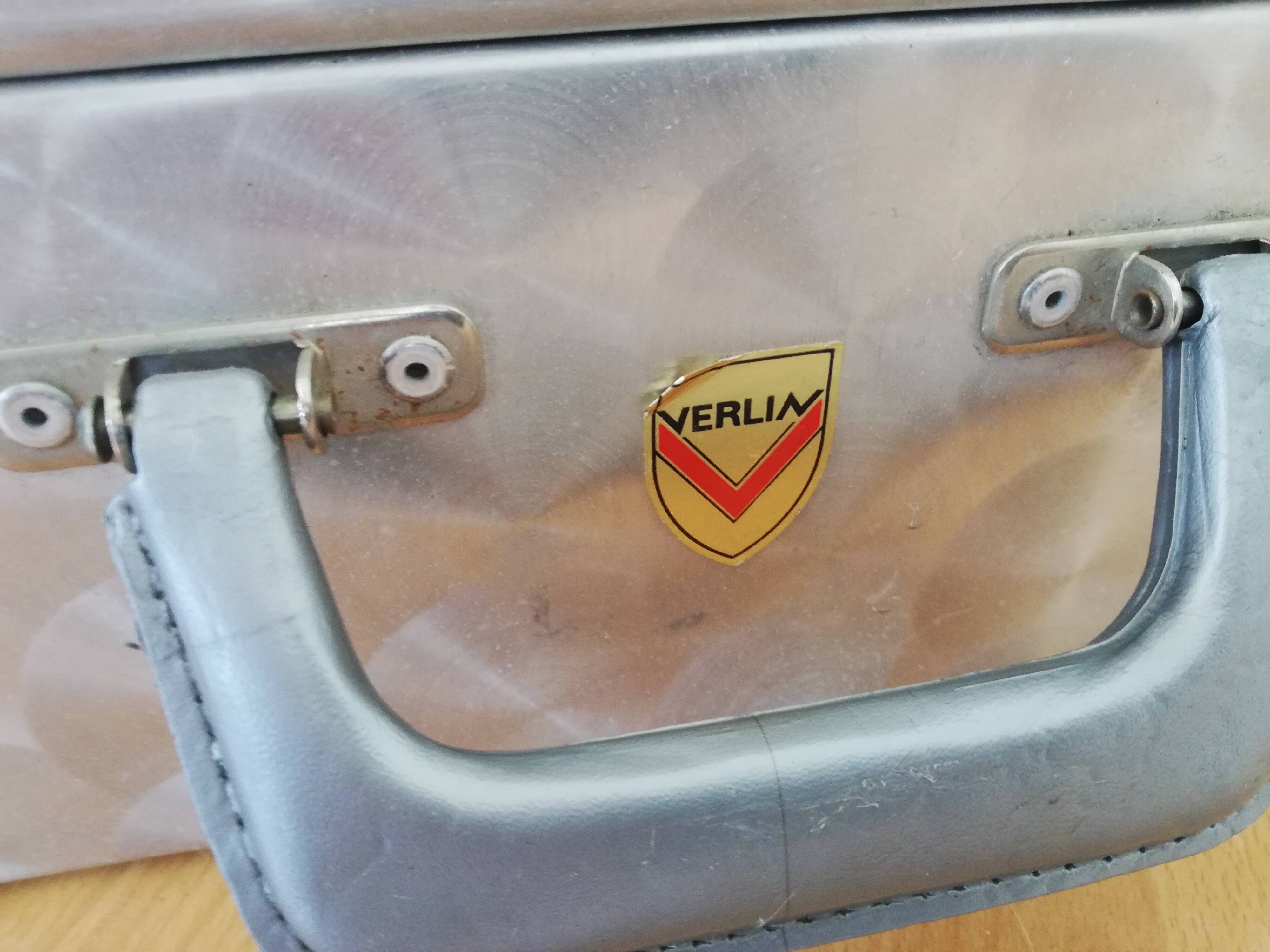 Verlim metallic travel trunk case