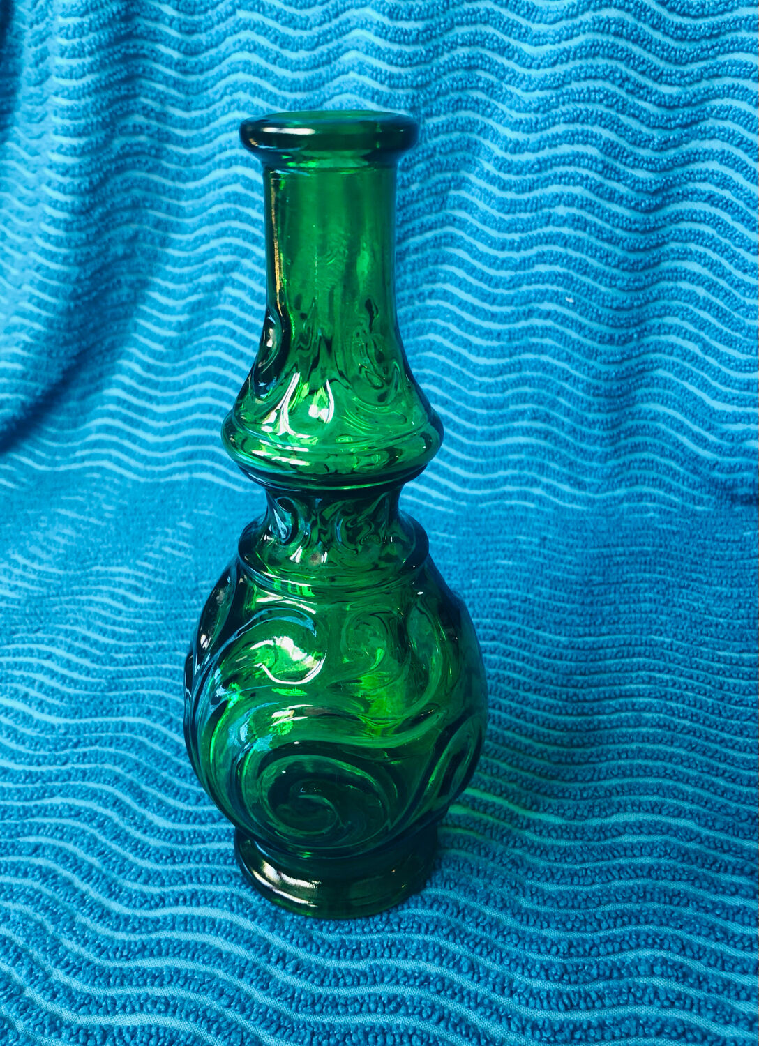Glass vase