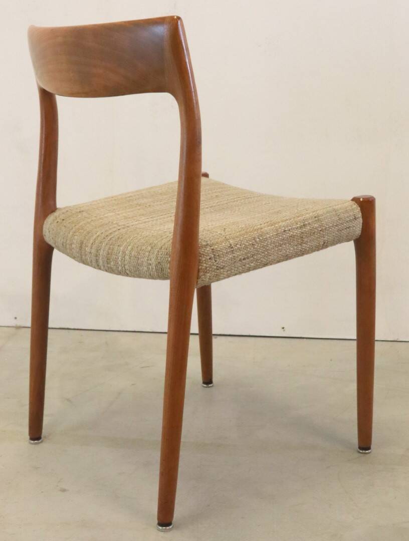 Suite de 6 chaises Niels O Möller modèle 77' Dukkerup