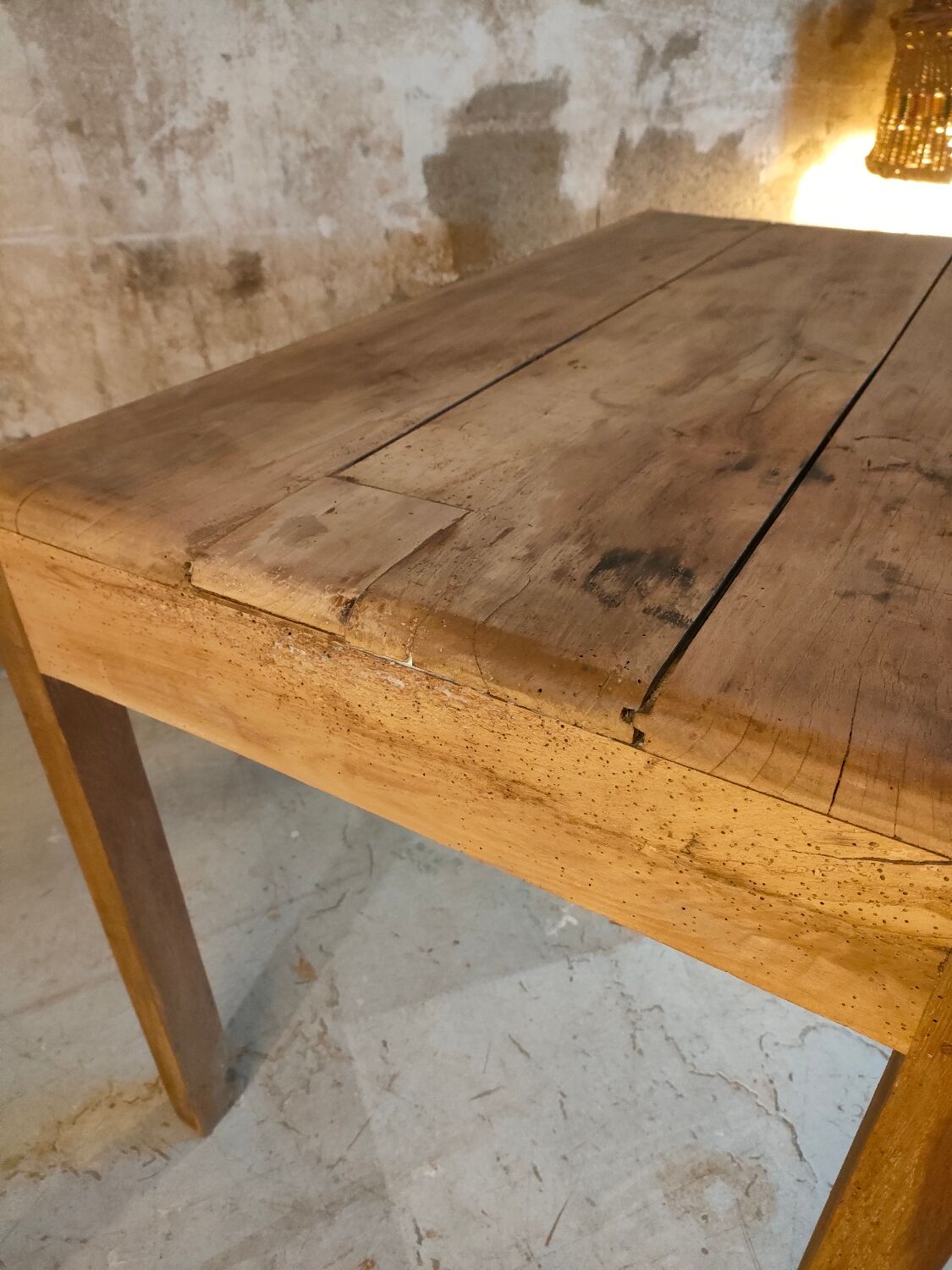 Farmhouse table