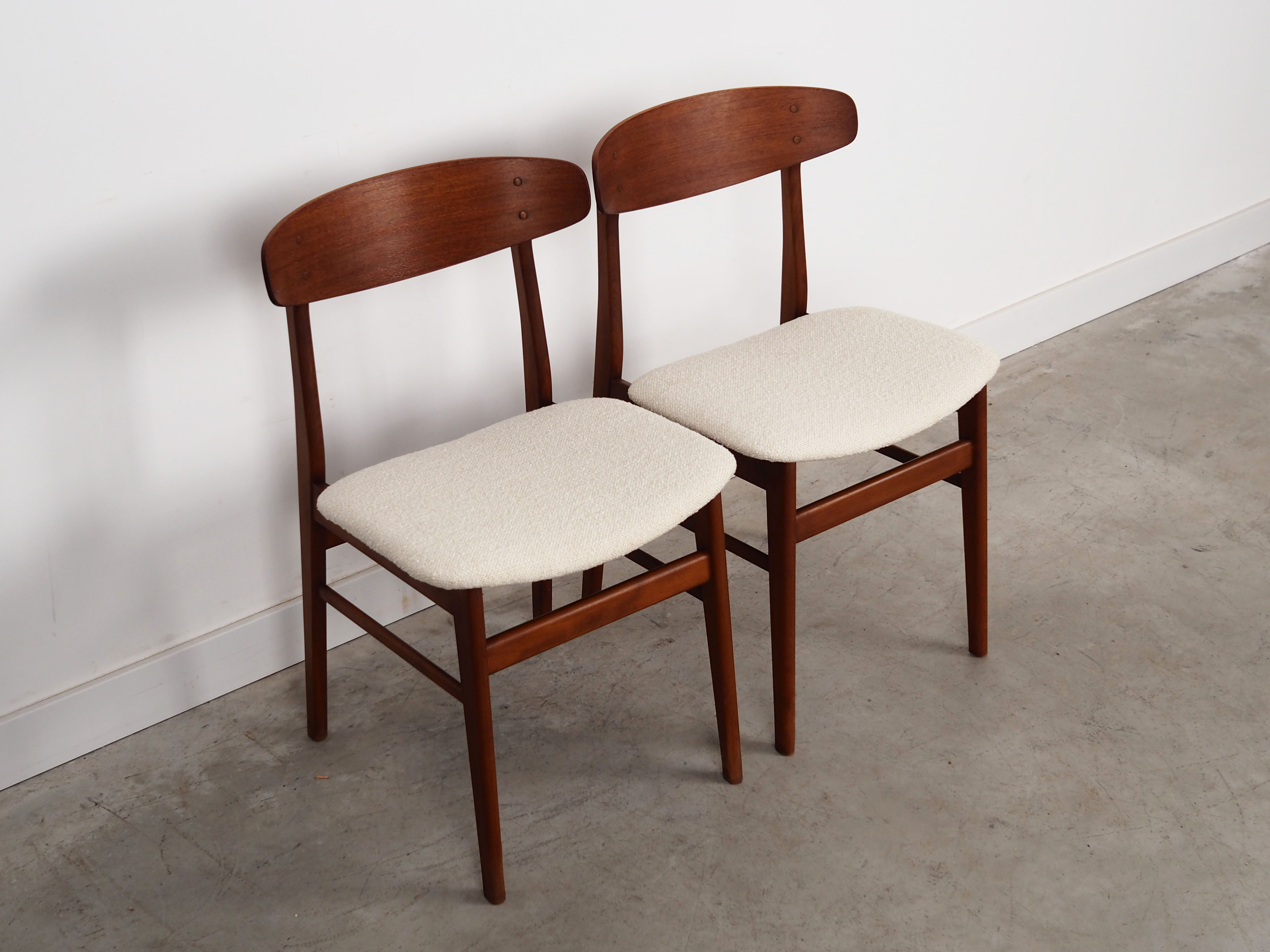 Set of two teak chairs, Danish design, 1960s, production: Denmark