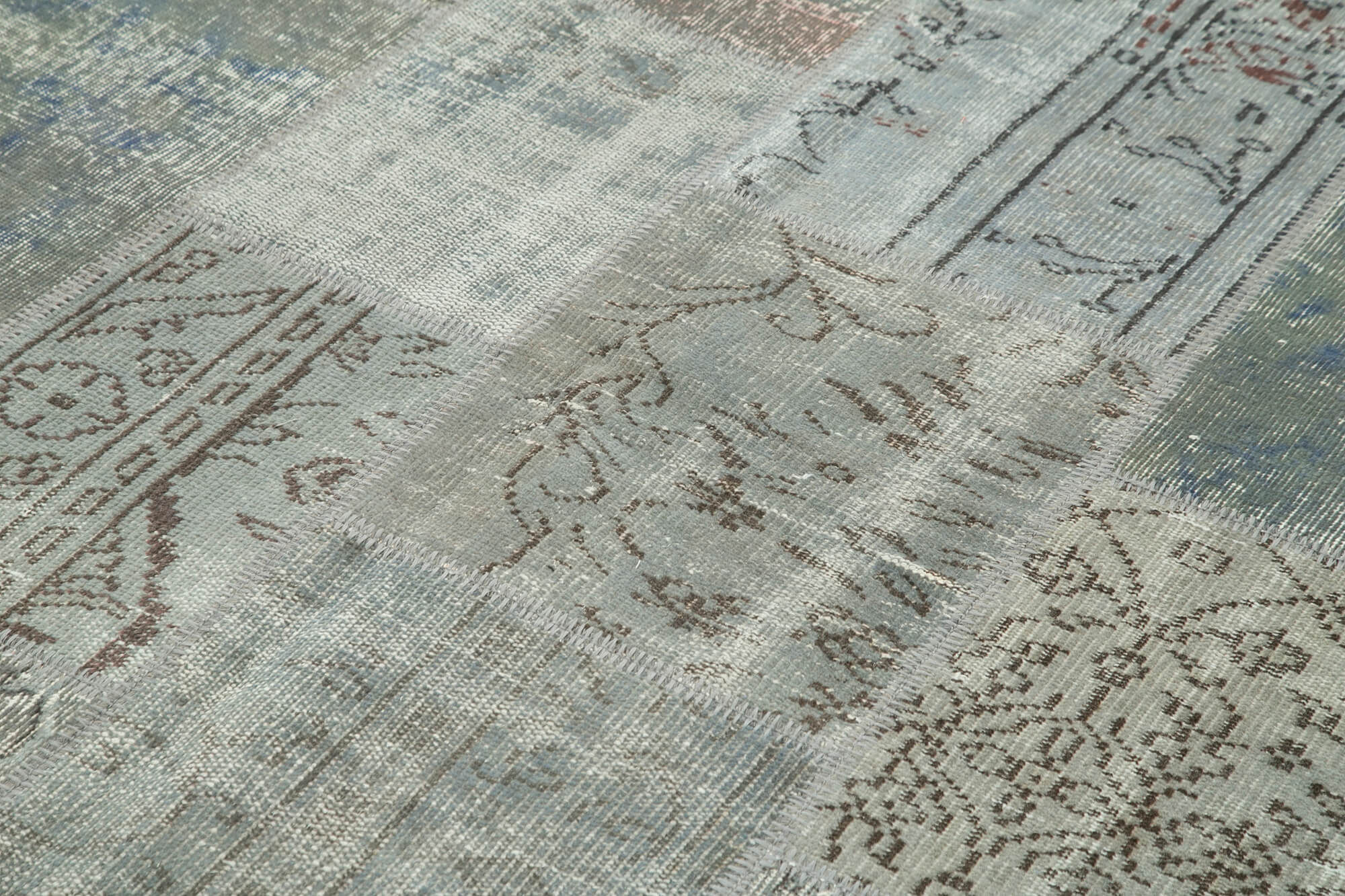 Hand-knotted oriental overdyed 170 cm x 240 cm grey patchwork carpet