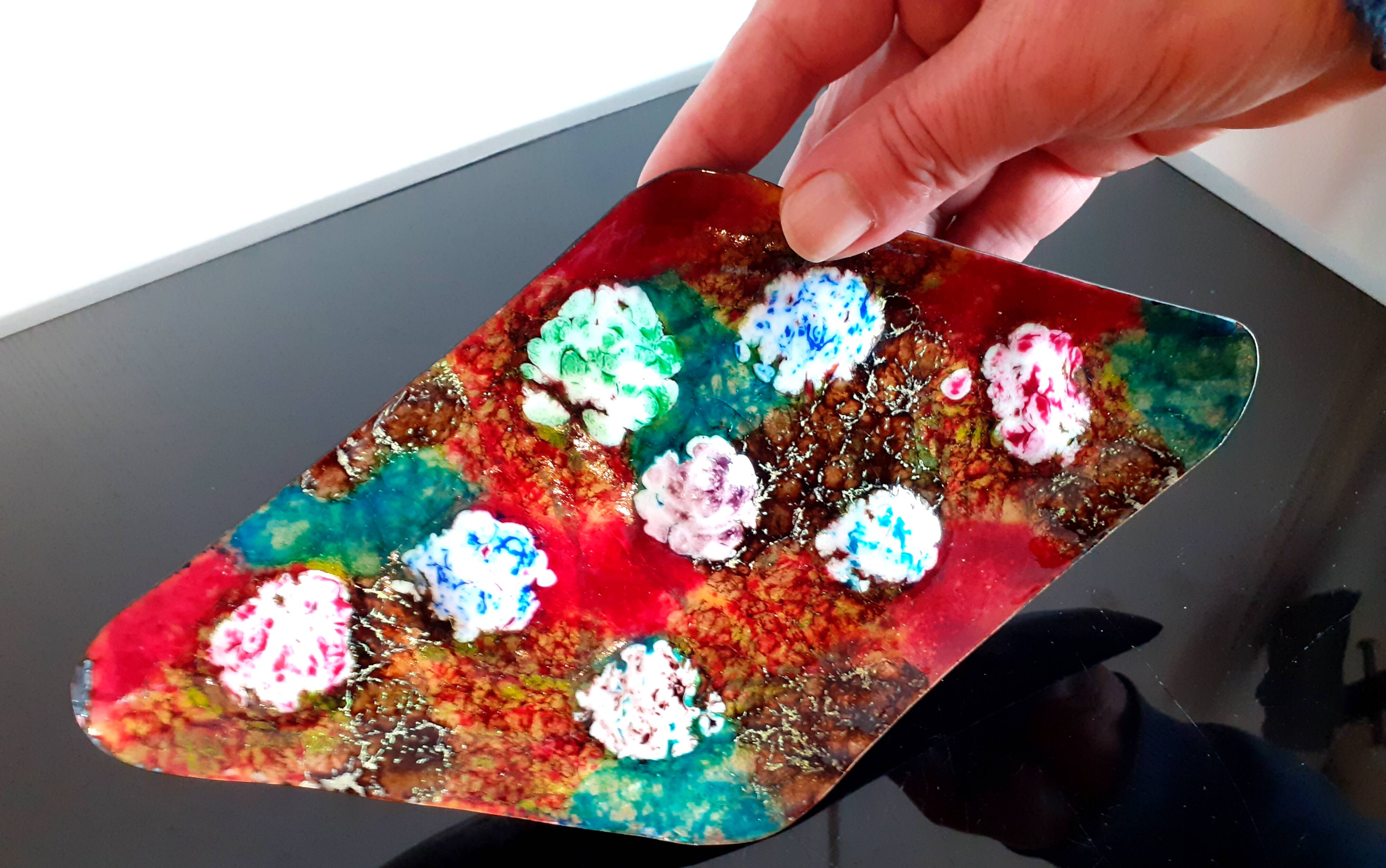 27.5 cm enameled pocket emptier