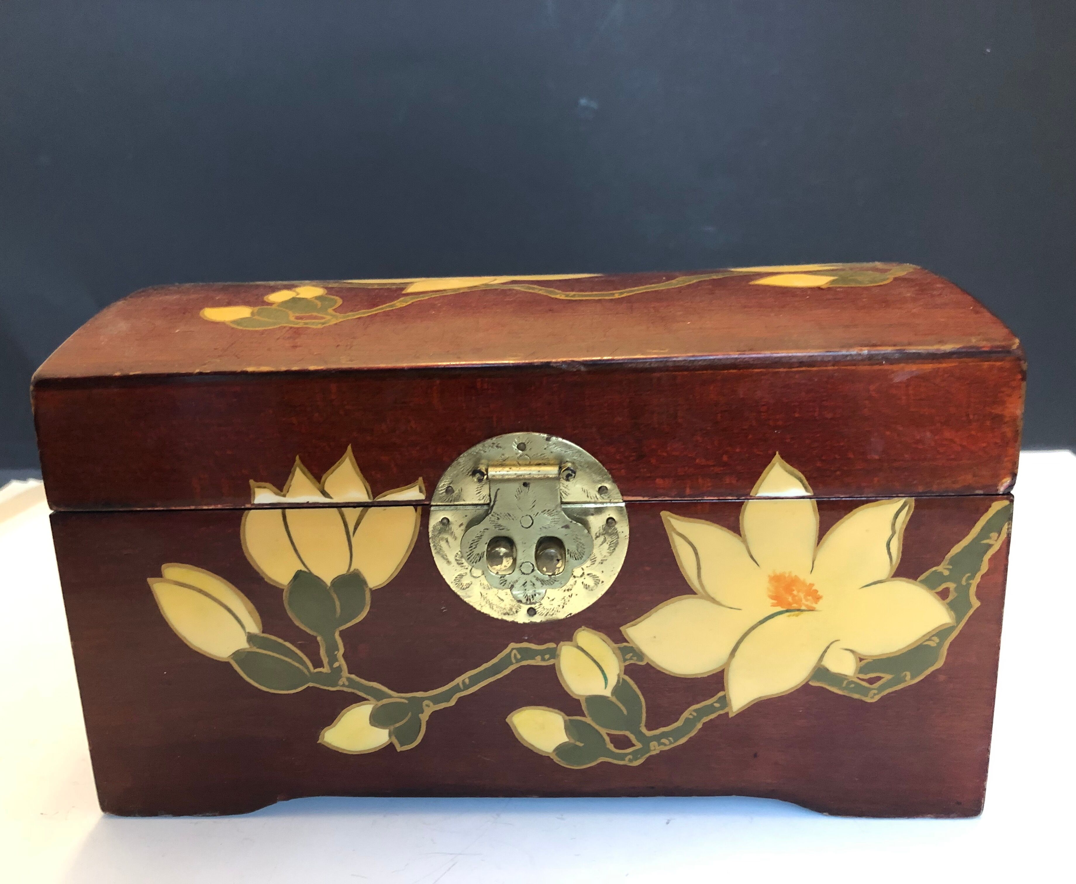 Lacquered wooden jewelry box