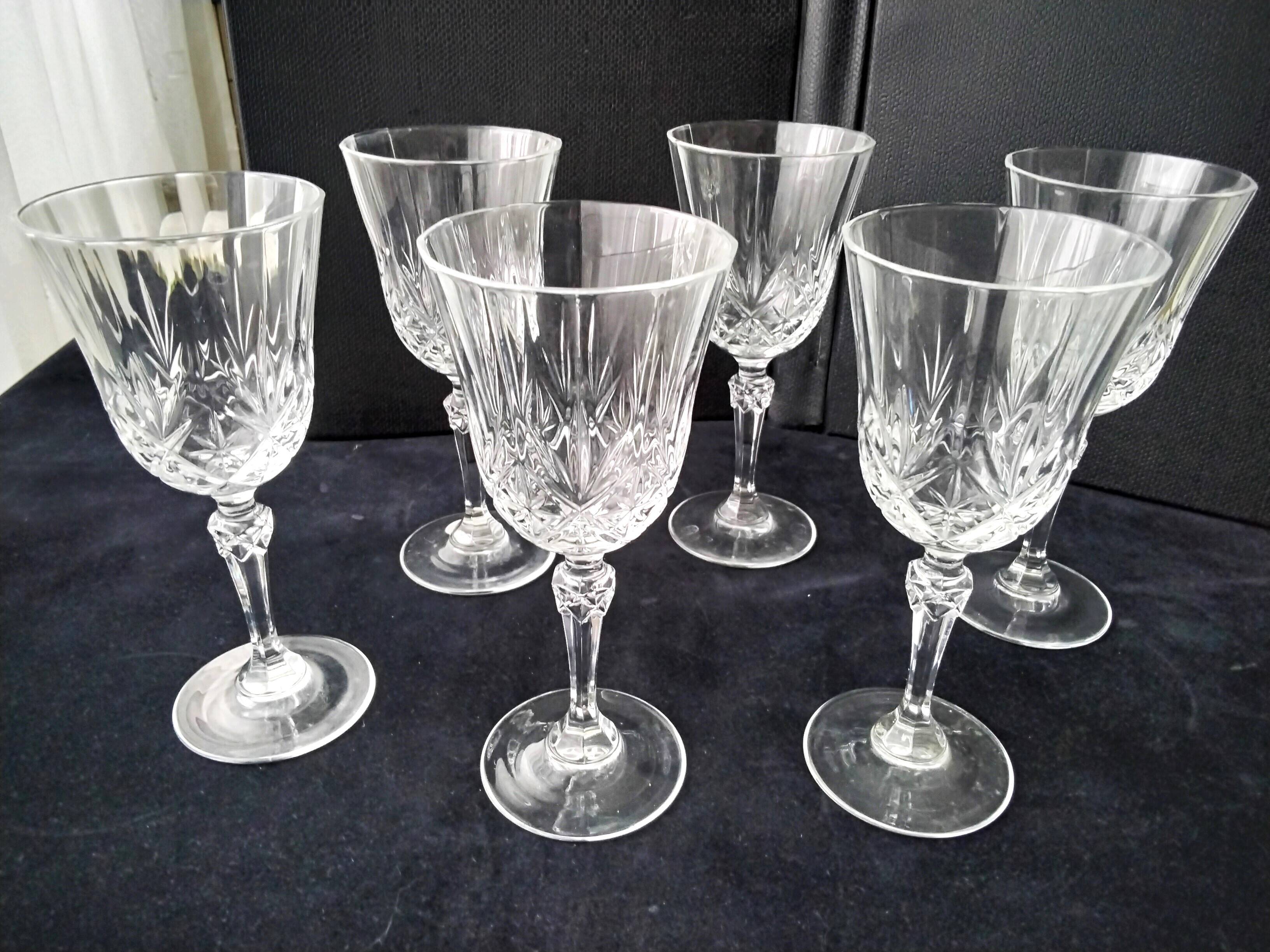 6 RCR crystal wine glasses