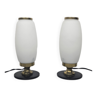 Paire de lampes de table en verre opalin, Italie années 1950