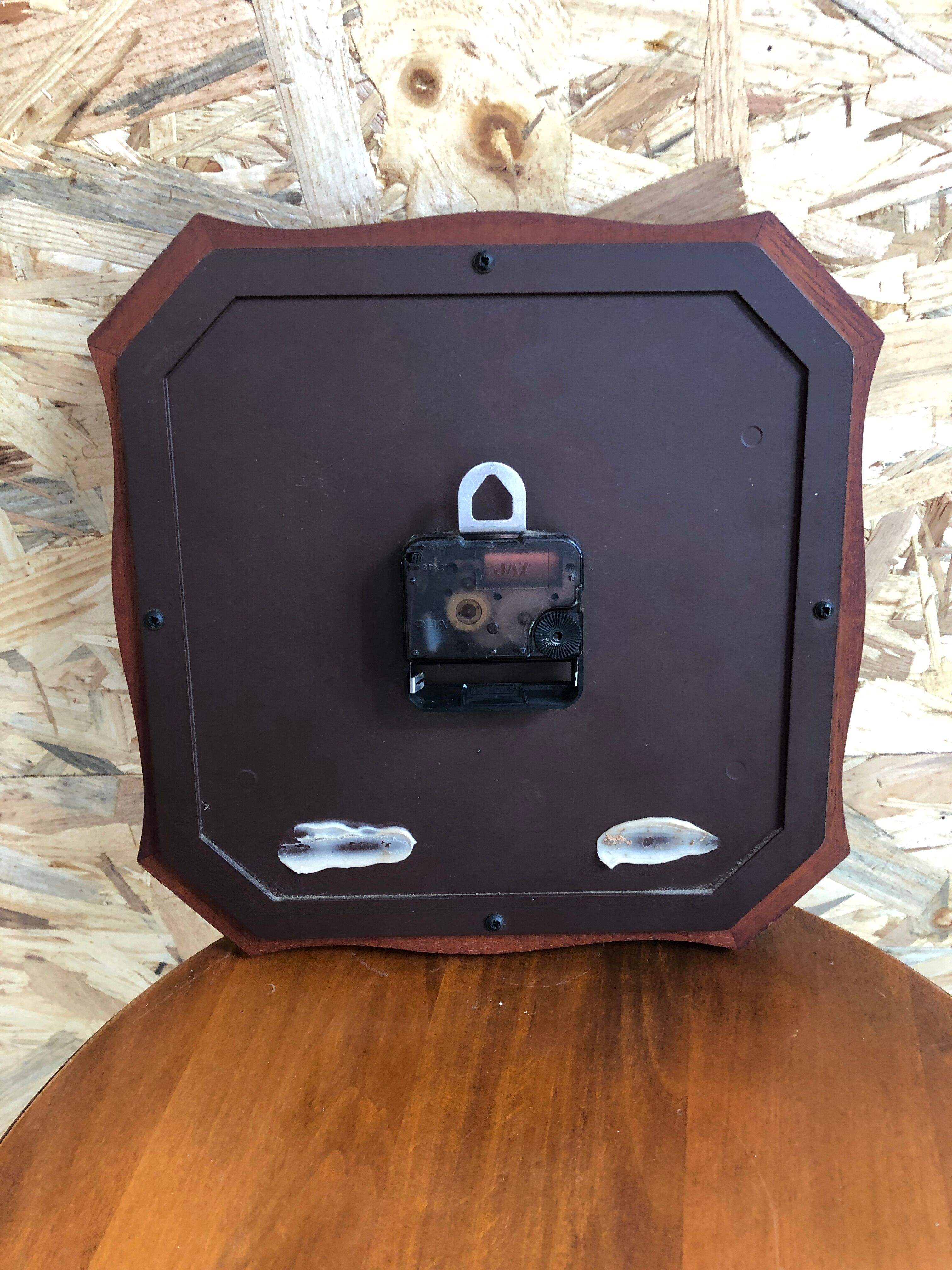 Old clock clock jaz quartz contour wood vintage