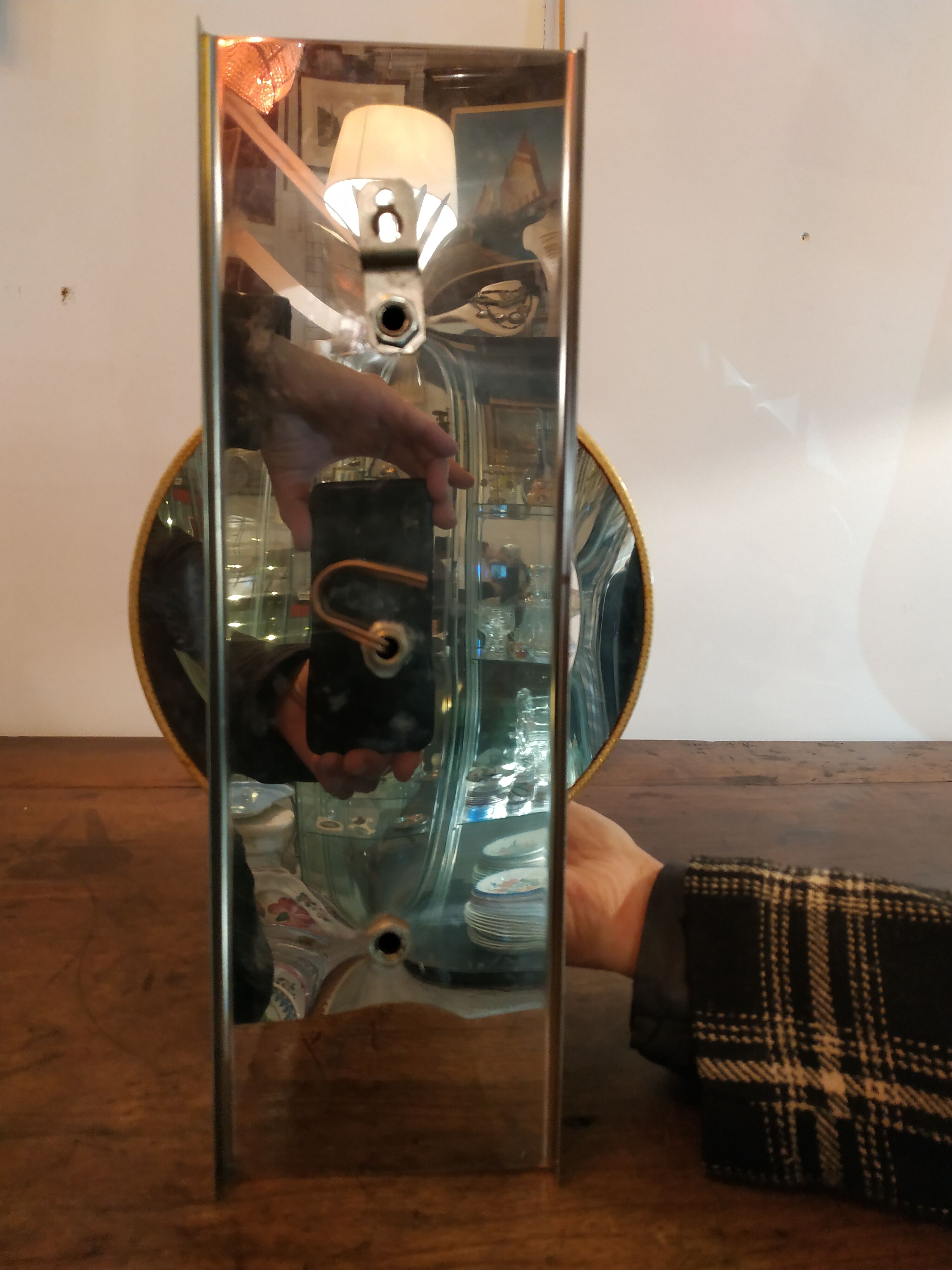 Ina pair of wall lamps 1970/80