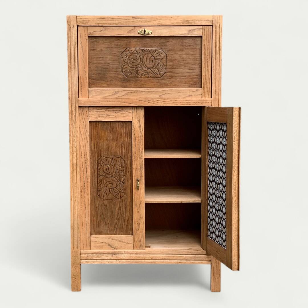 Parisian art deco sideboard in raw oak 1930