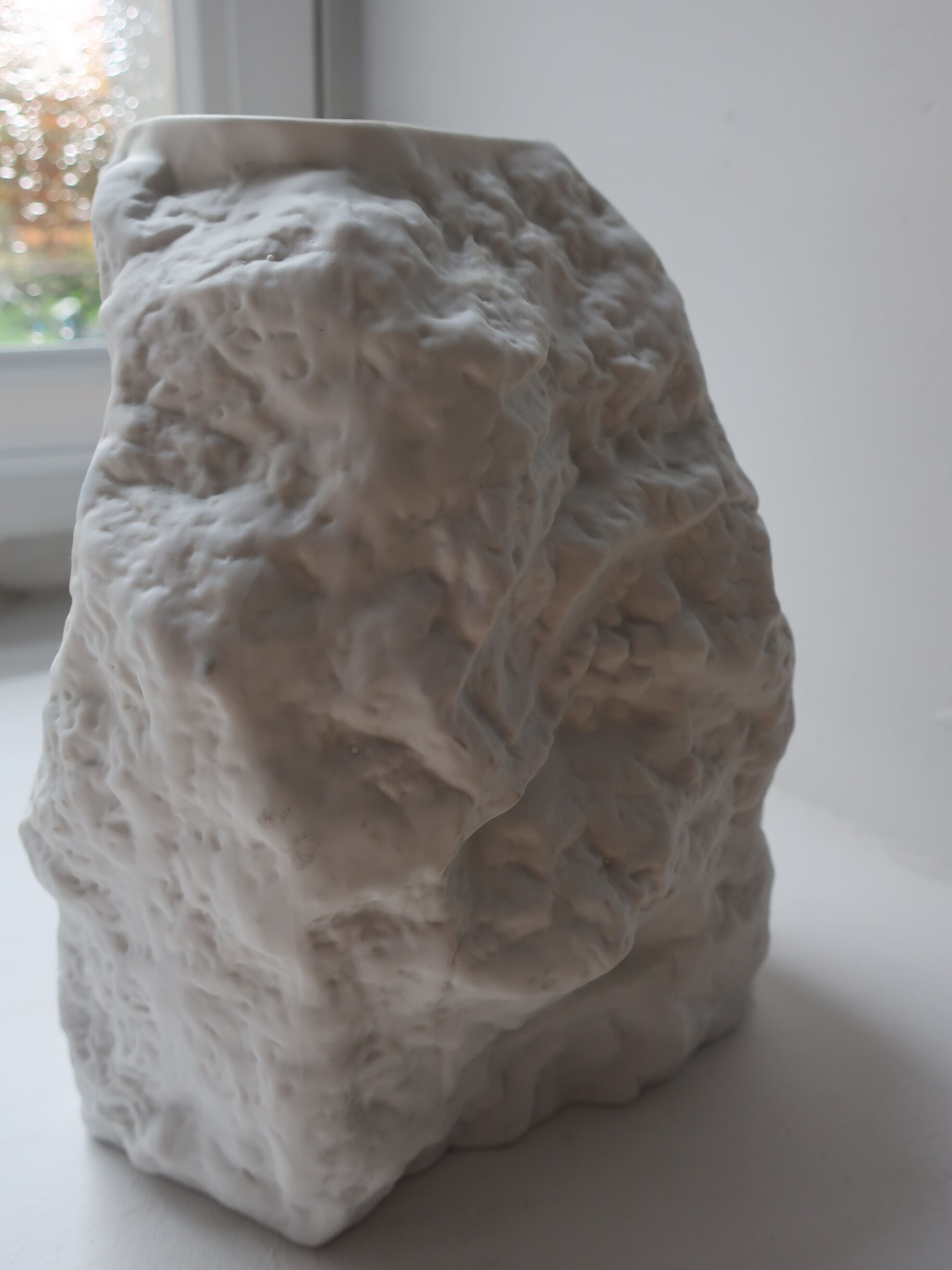 Vintage 80s brutalist vase