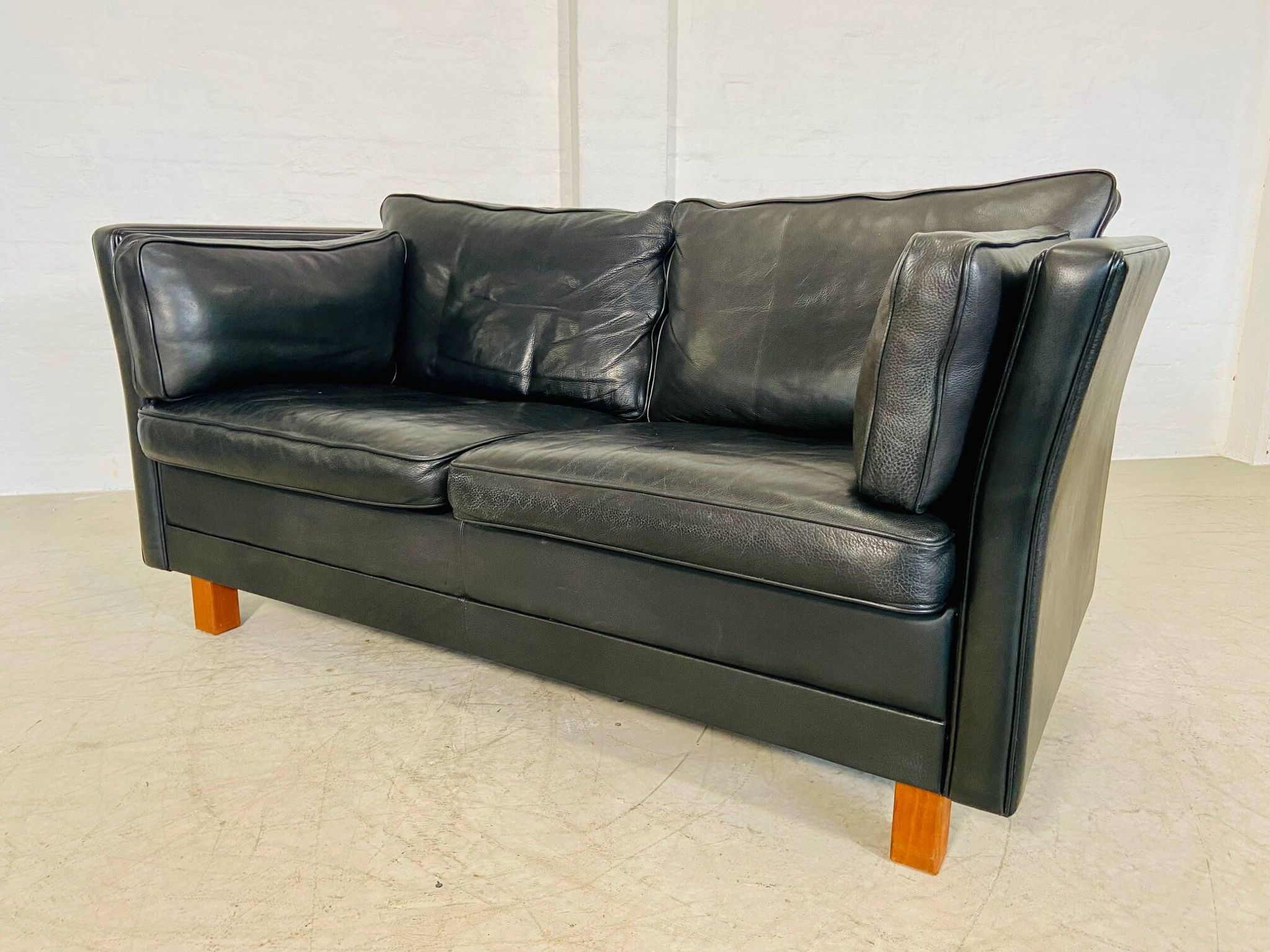 Vintage retro danish mogens hansen 2 person black leather sofa