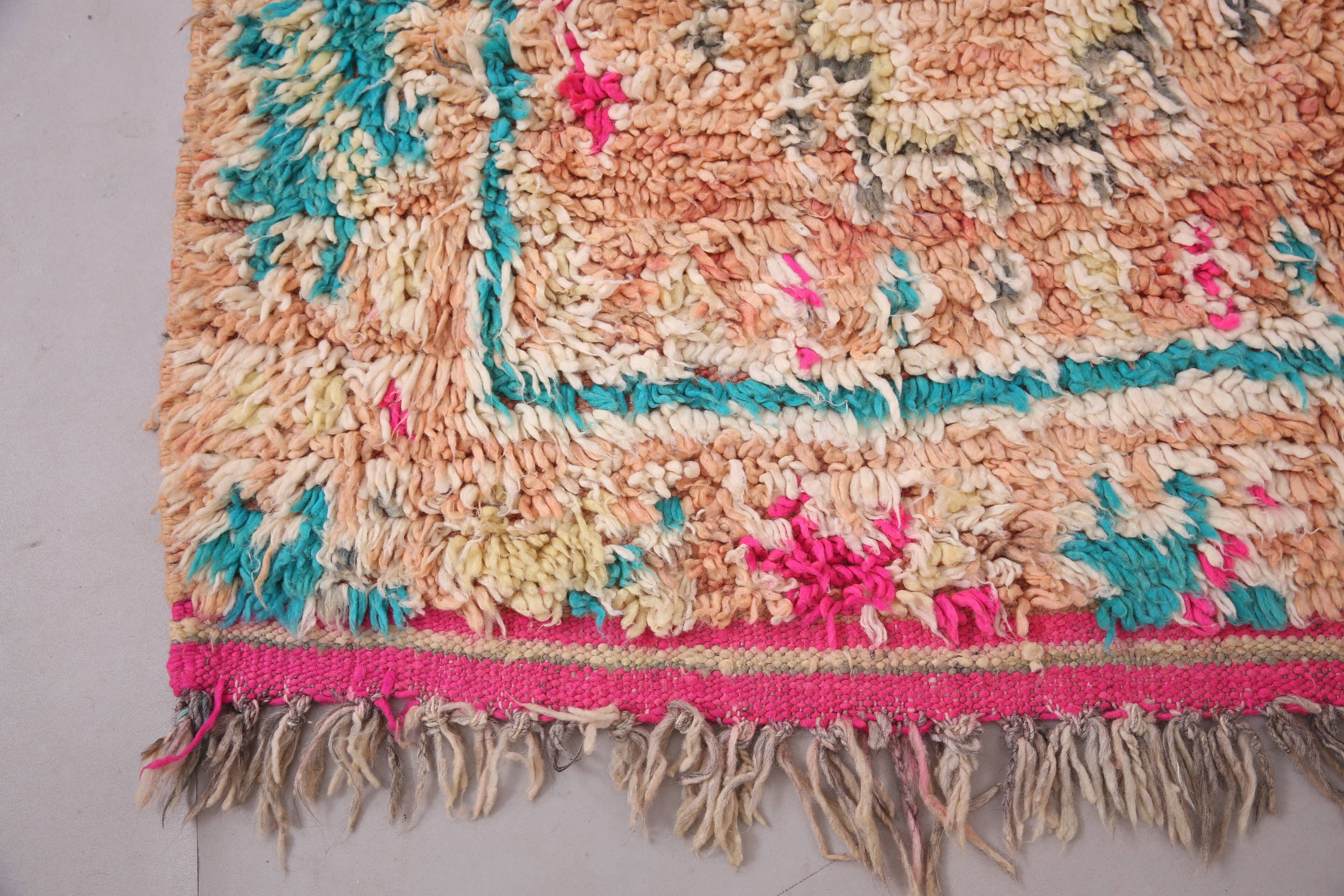 Tapis marocain vintage en laine colorée