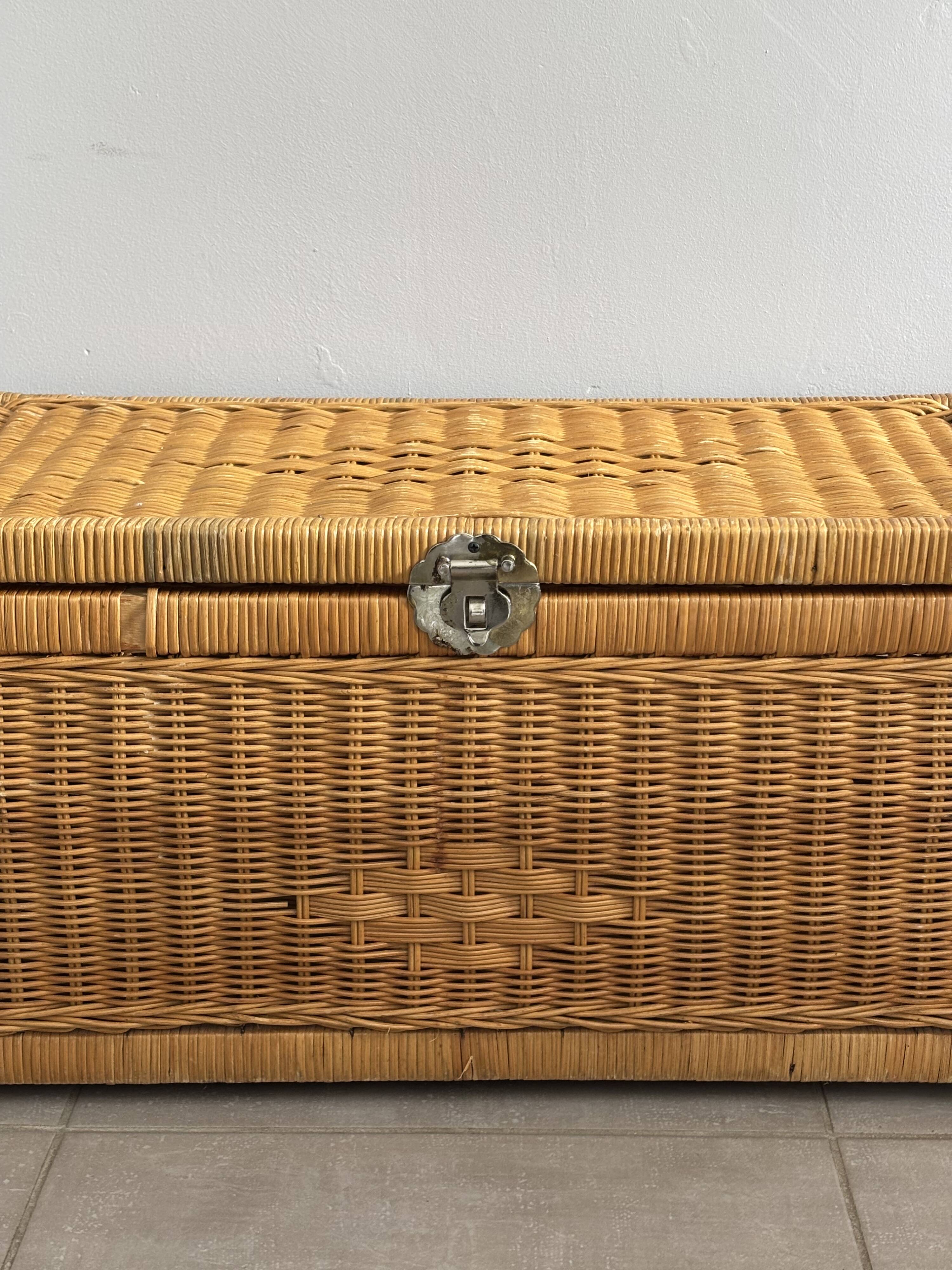 Rattan chest