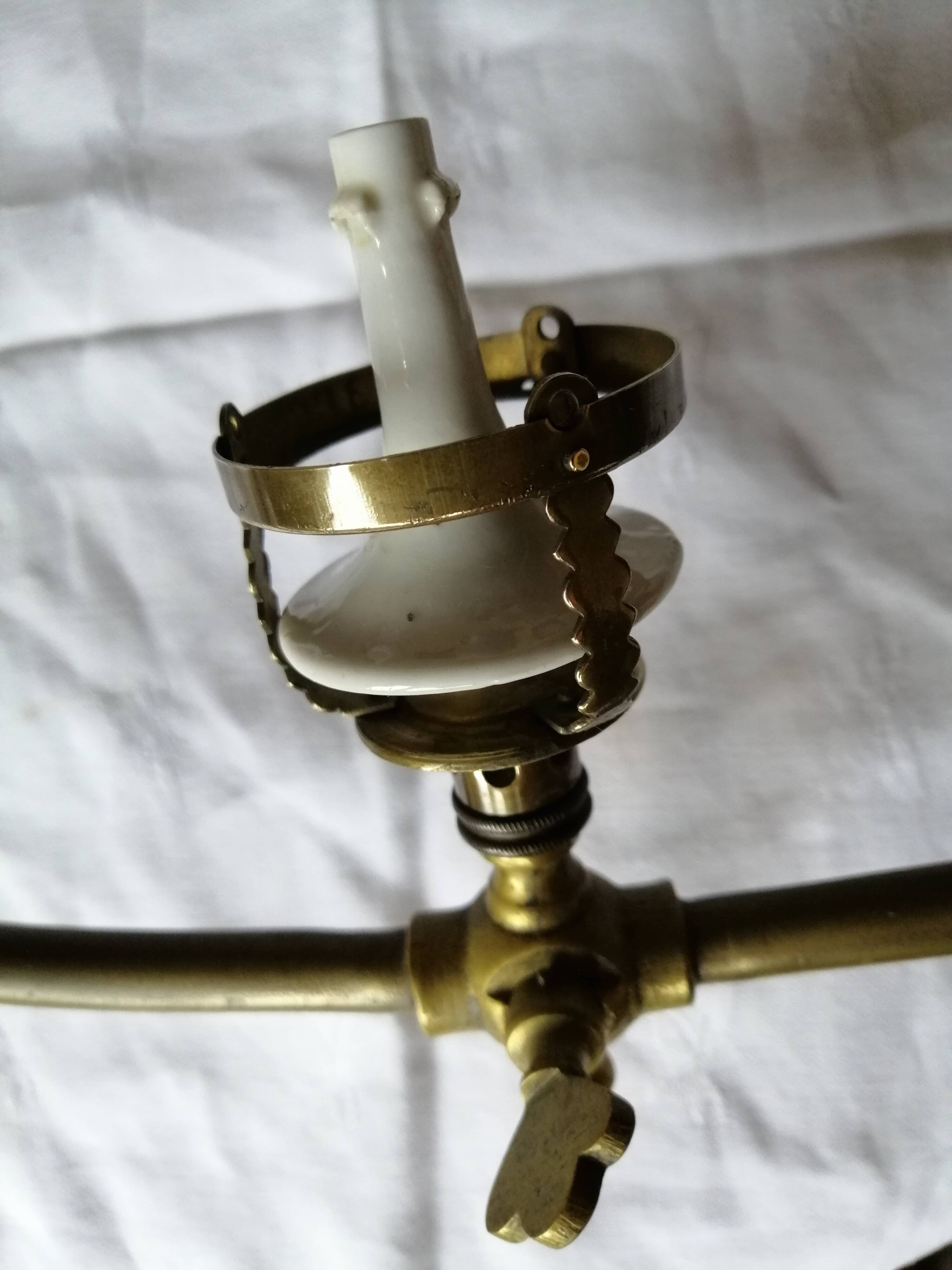 Lyre opaline hanging lamp