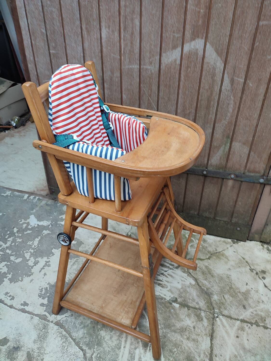 Baumann vintage baby high chair