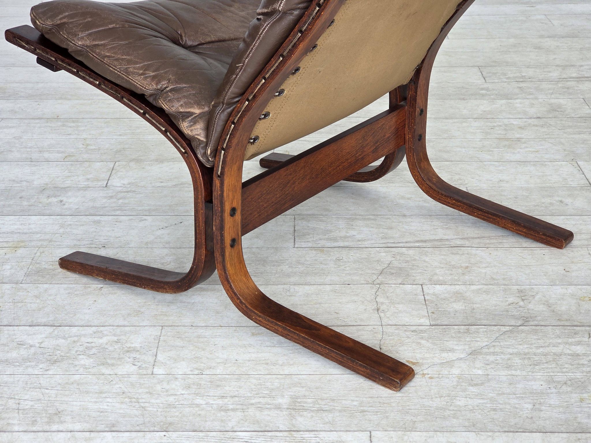 Années 1970, design norvégien par Ingmar Relling, fauteuil, modèle "Siesta".