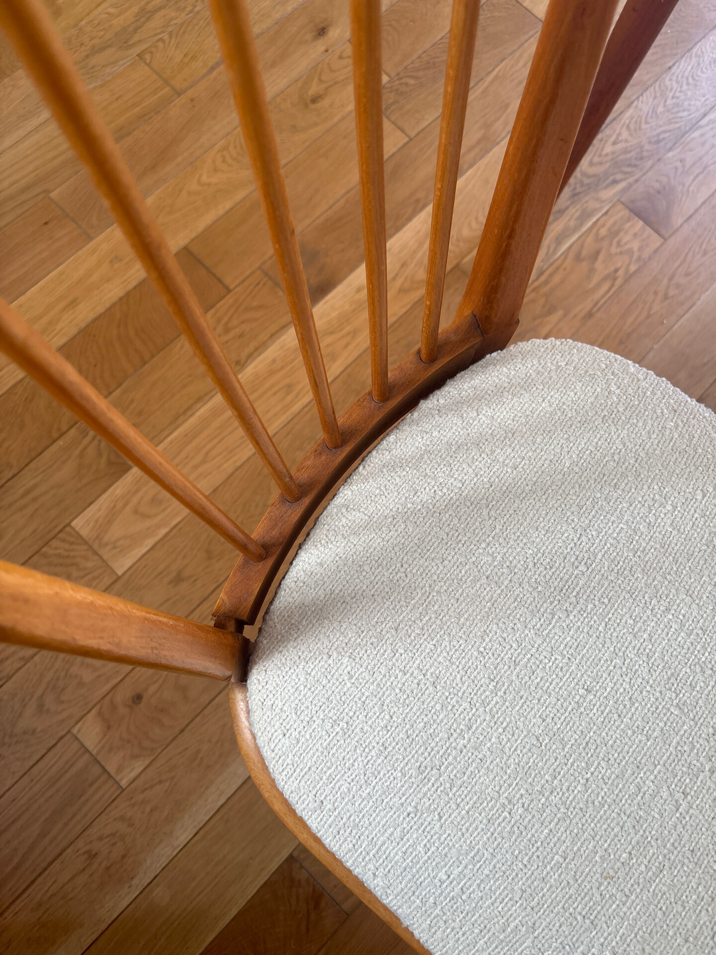 Set of 6 Charles Ramos dining chairs