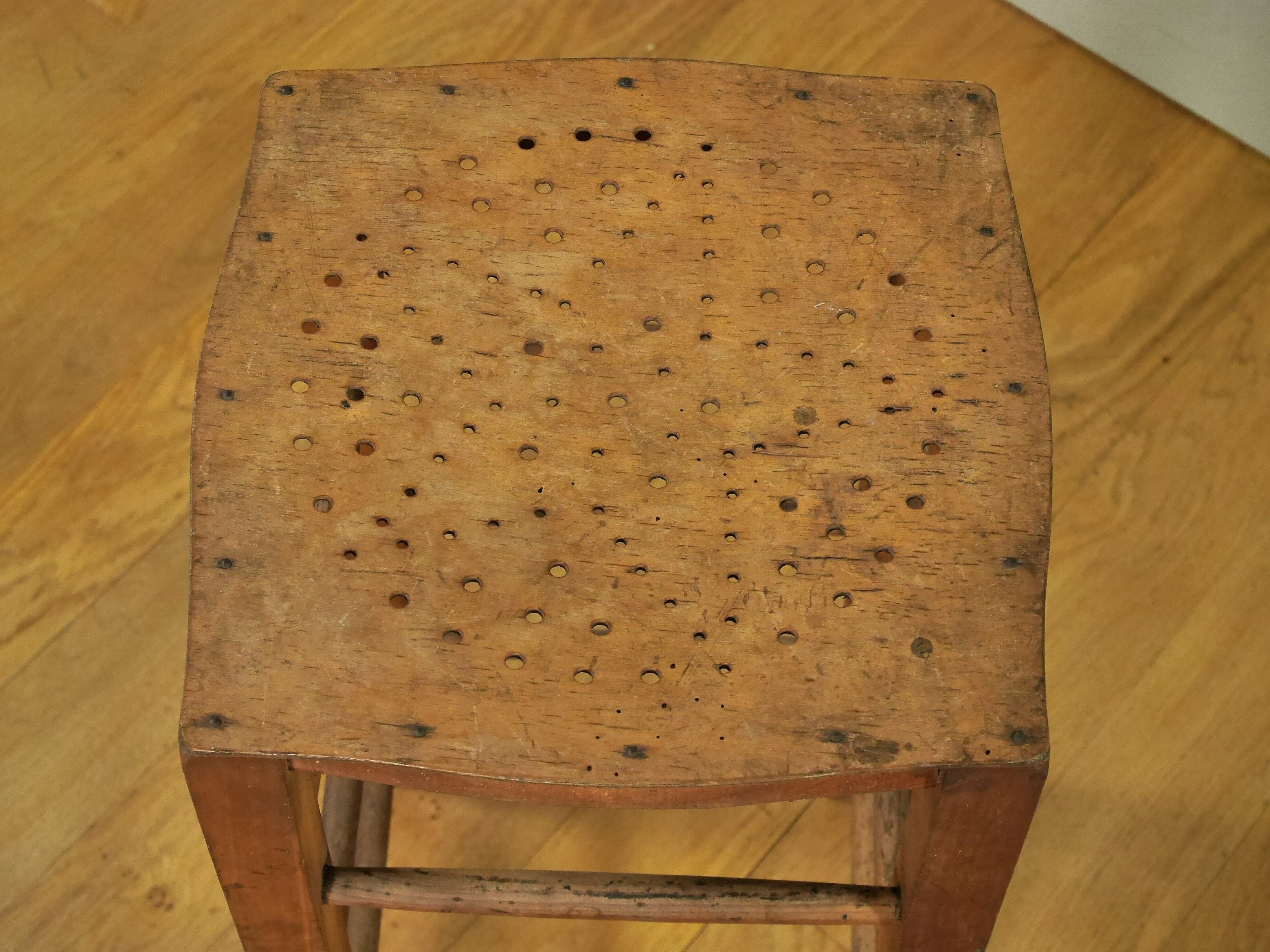 The 1930s Luterma stool