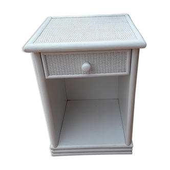 Table de chevet en rotin laquée blanc